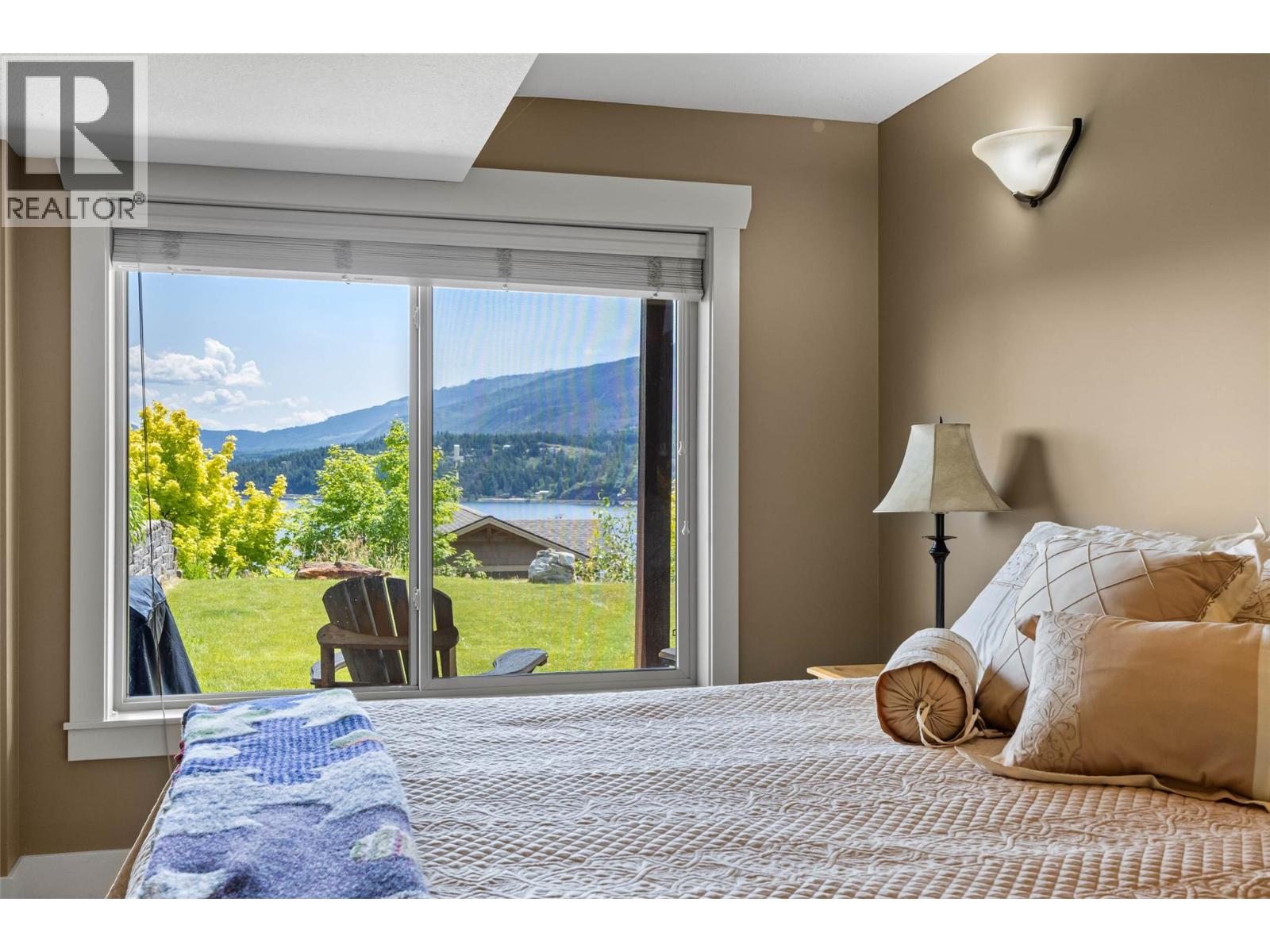 #198 2633 SQUILAX ANGLEMONT ROAD - 19