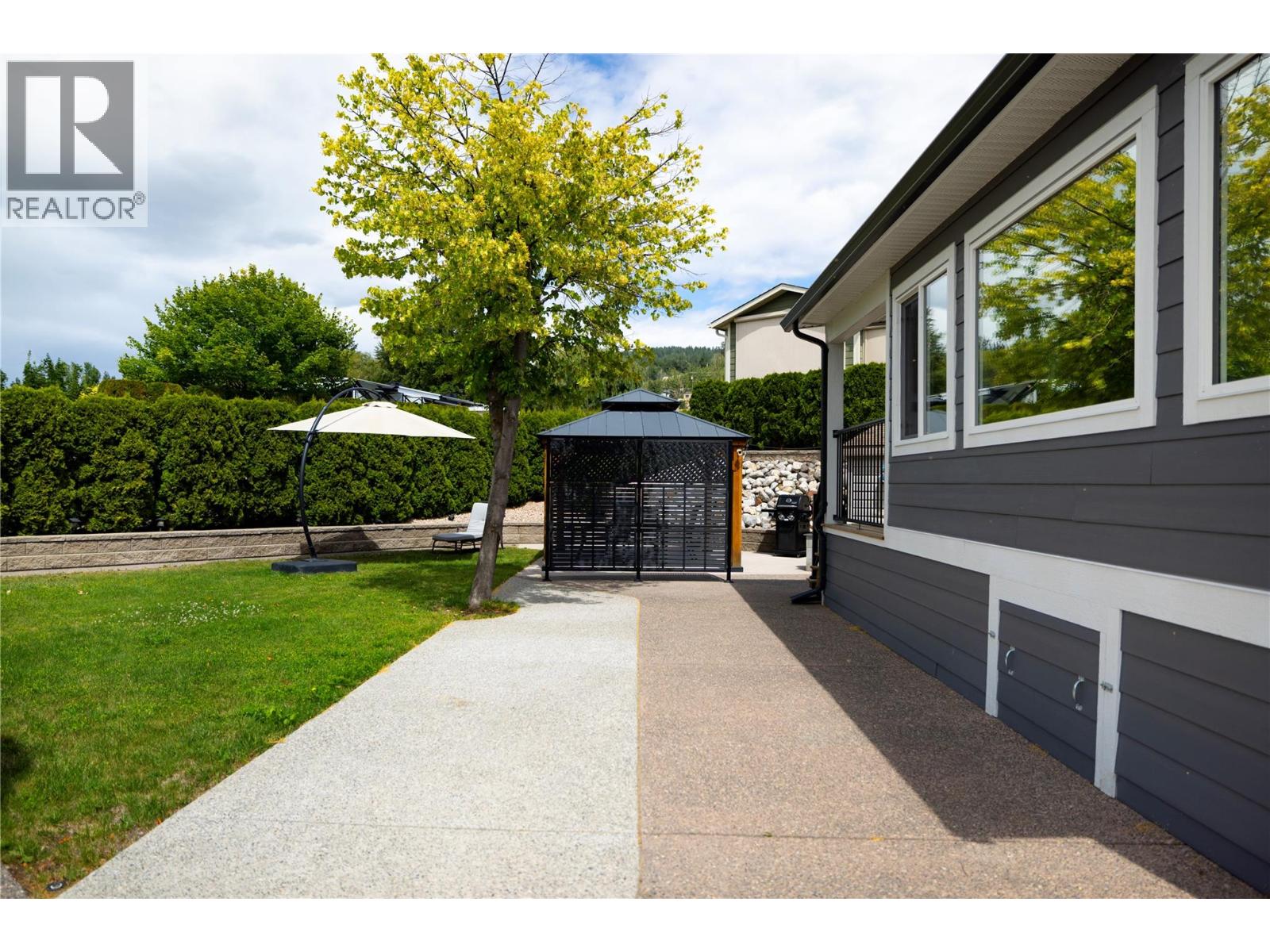 48 8000 Highland Road, Vernon