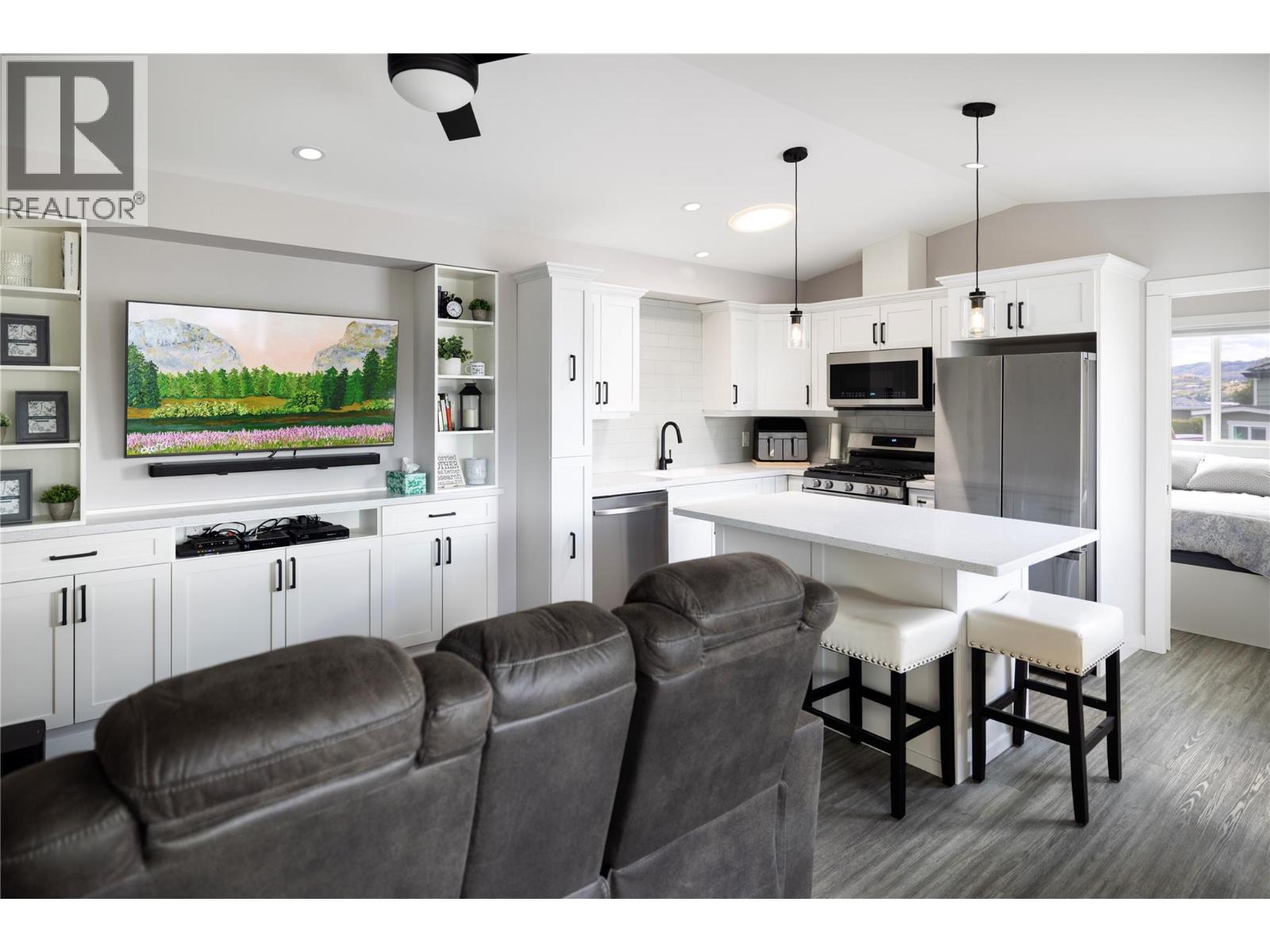 48 8000 Highland Road, Vernon