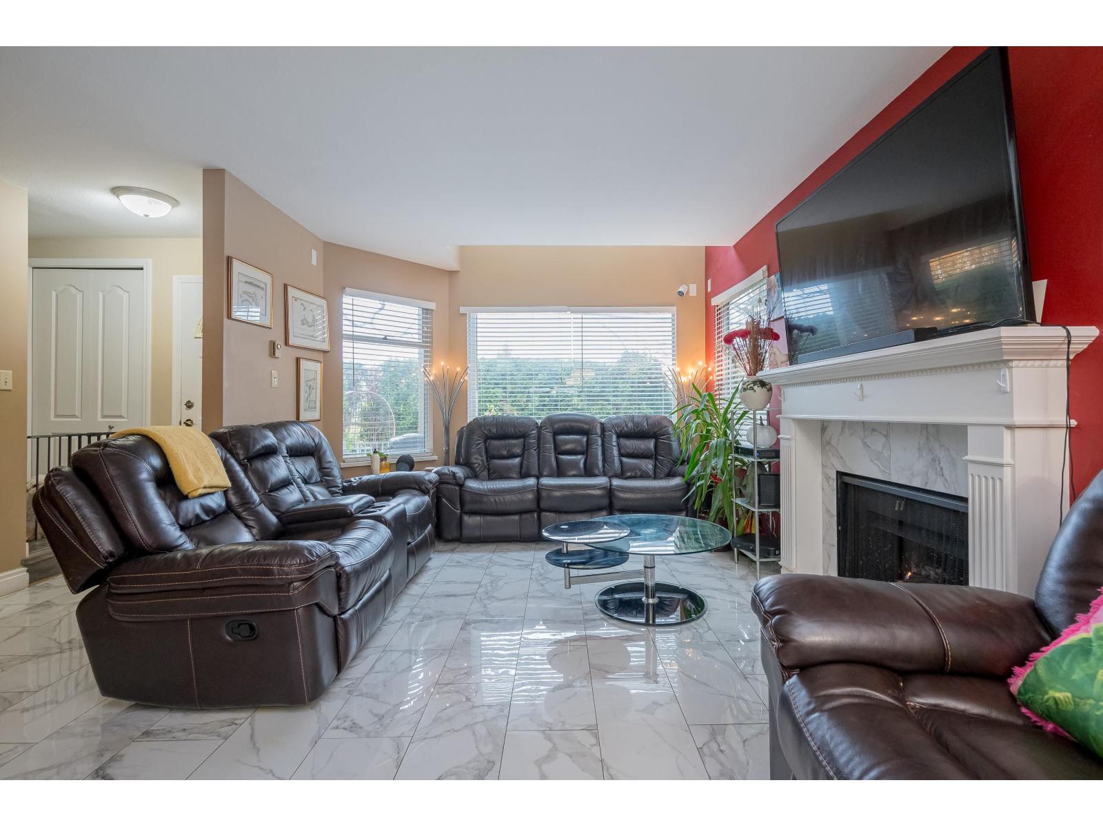 101 1225 MERKLIN STREET, White Rock