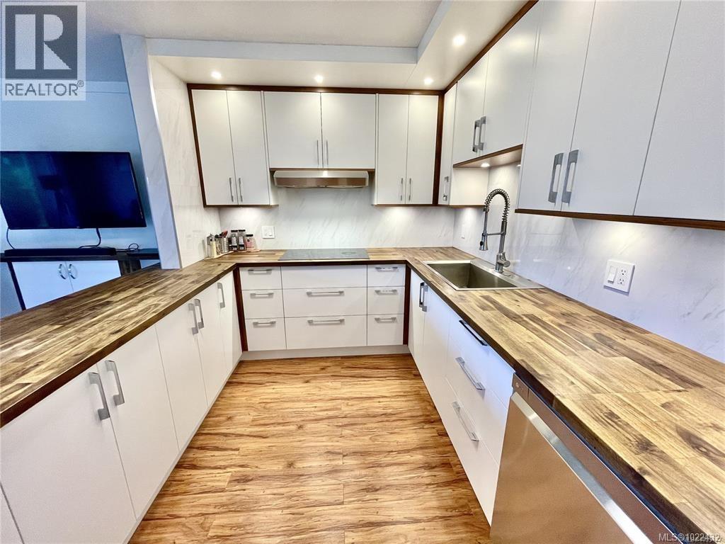 106 1991 Kaltasin Rd, Sooke