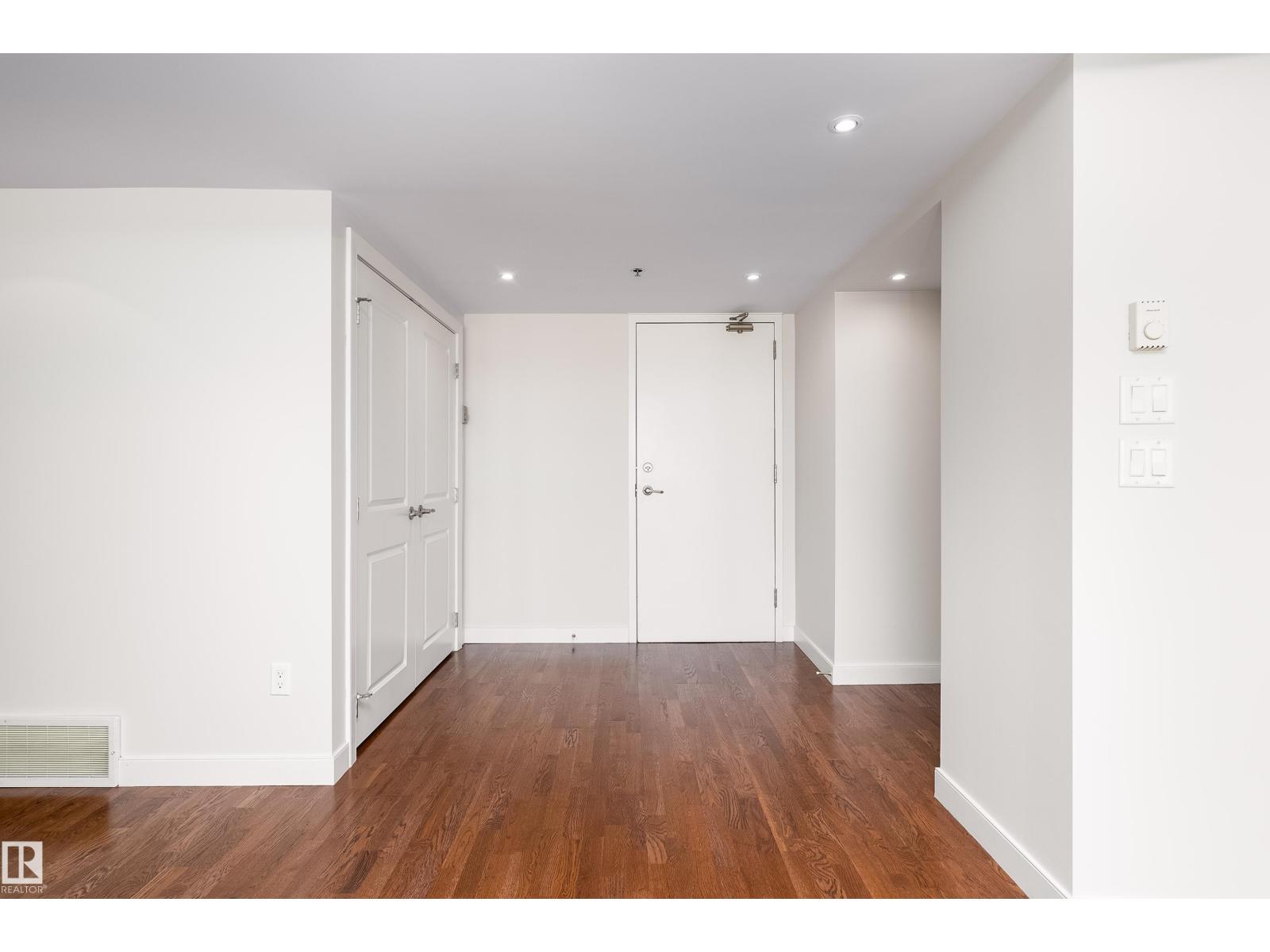 #1402 10731 Saskatchewan DR NW, Edmonton