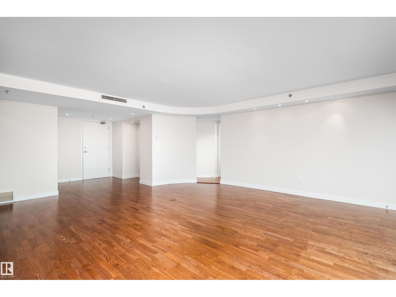 #1402 10731 Saskatchewan DR NW, Edmonton