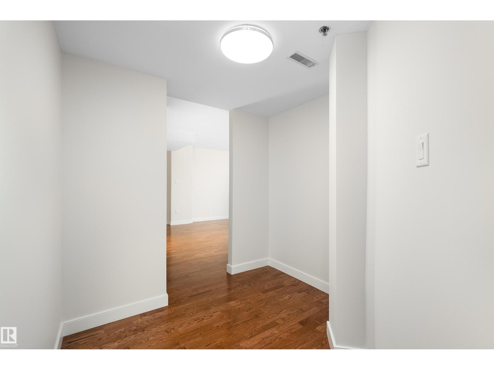 #1402 10731 Saskatchewan DR NW, Edmonton