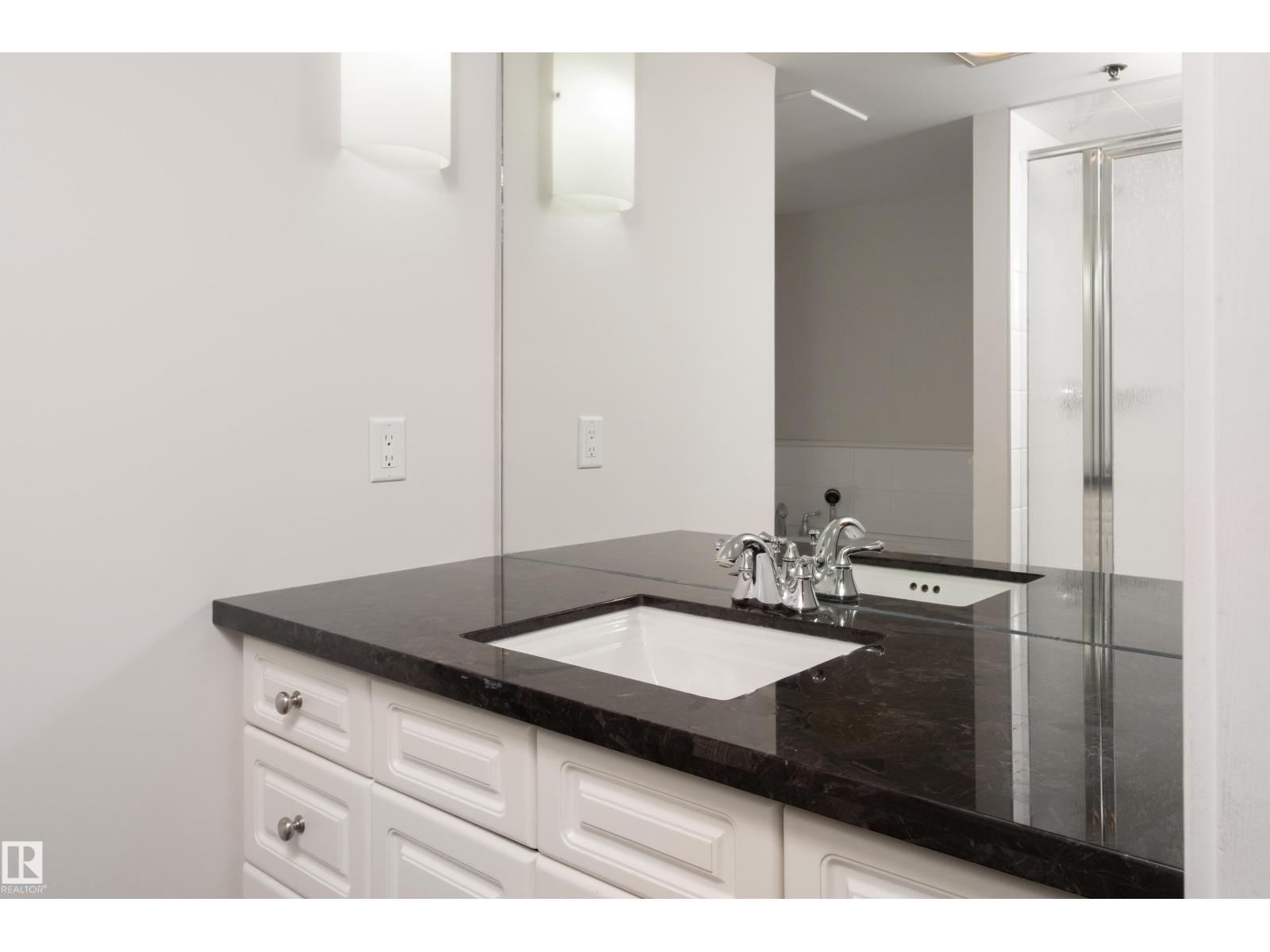 #1402 10731 Saskatchewan DR NW, Edmonton