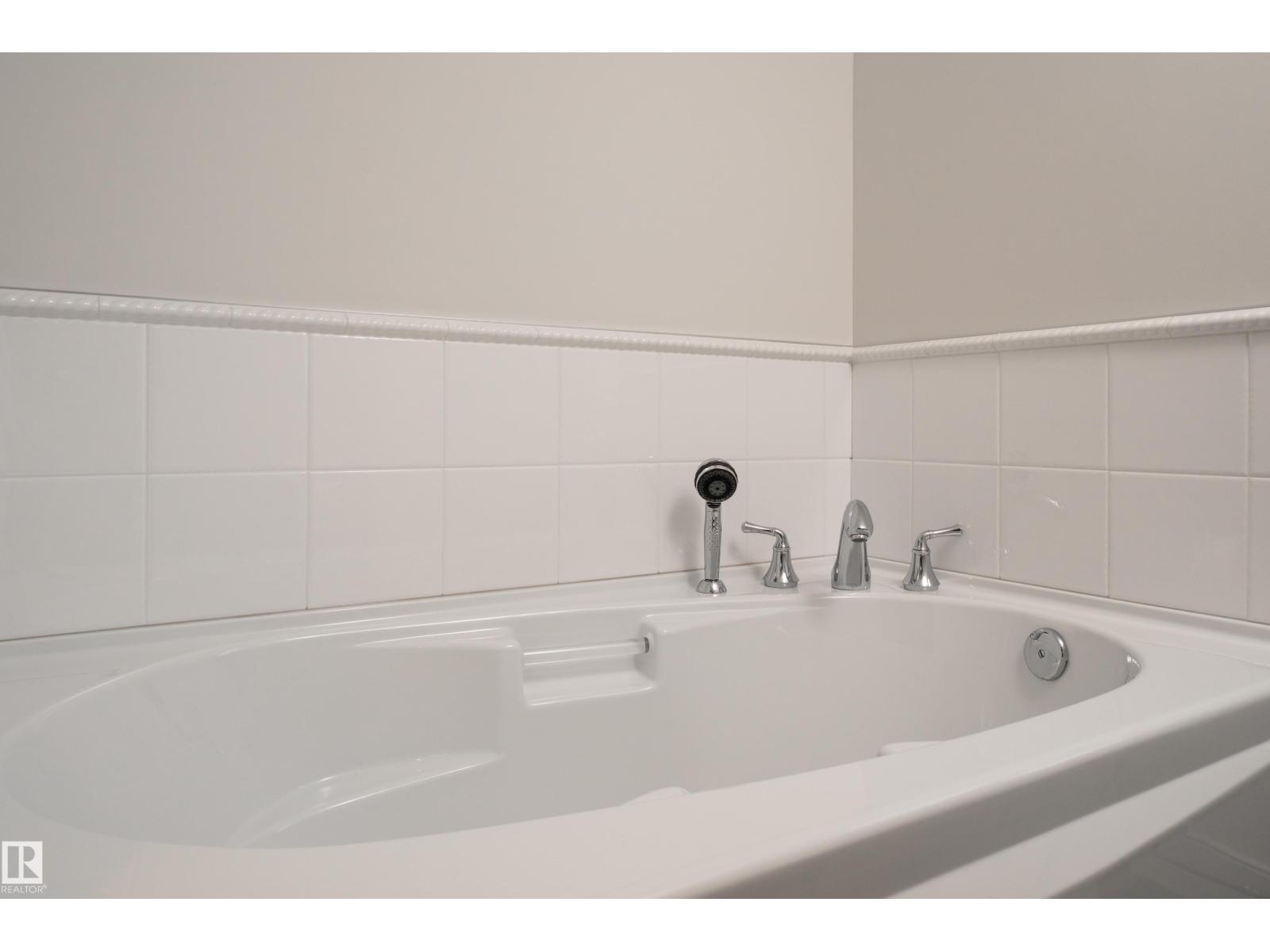 #1402 10731 Saskatchewan DR NW, Edmonton