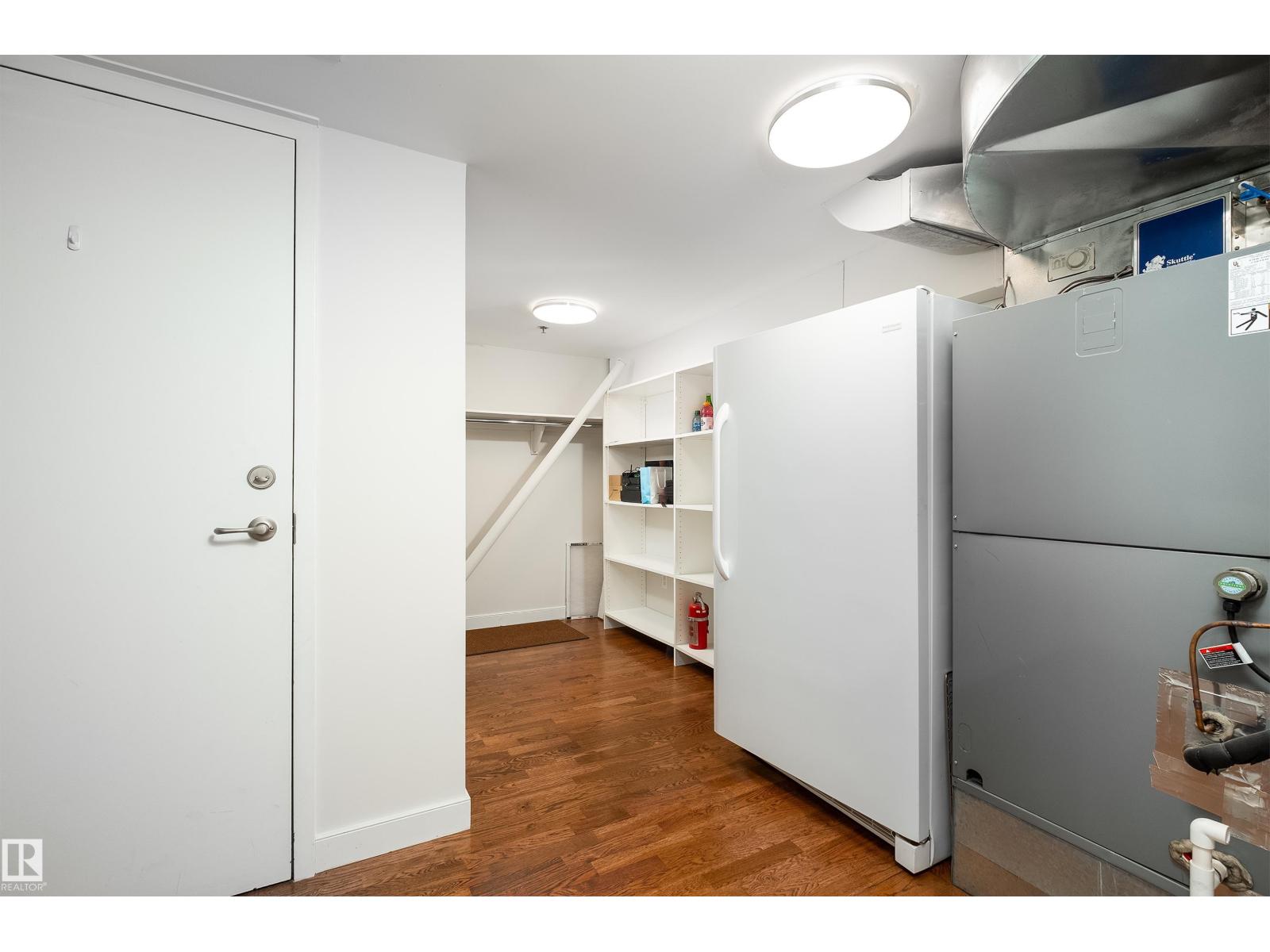 #1402 10731 Saskatchewan DR NW, Edmonton