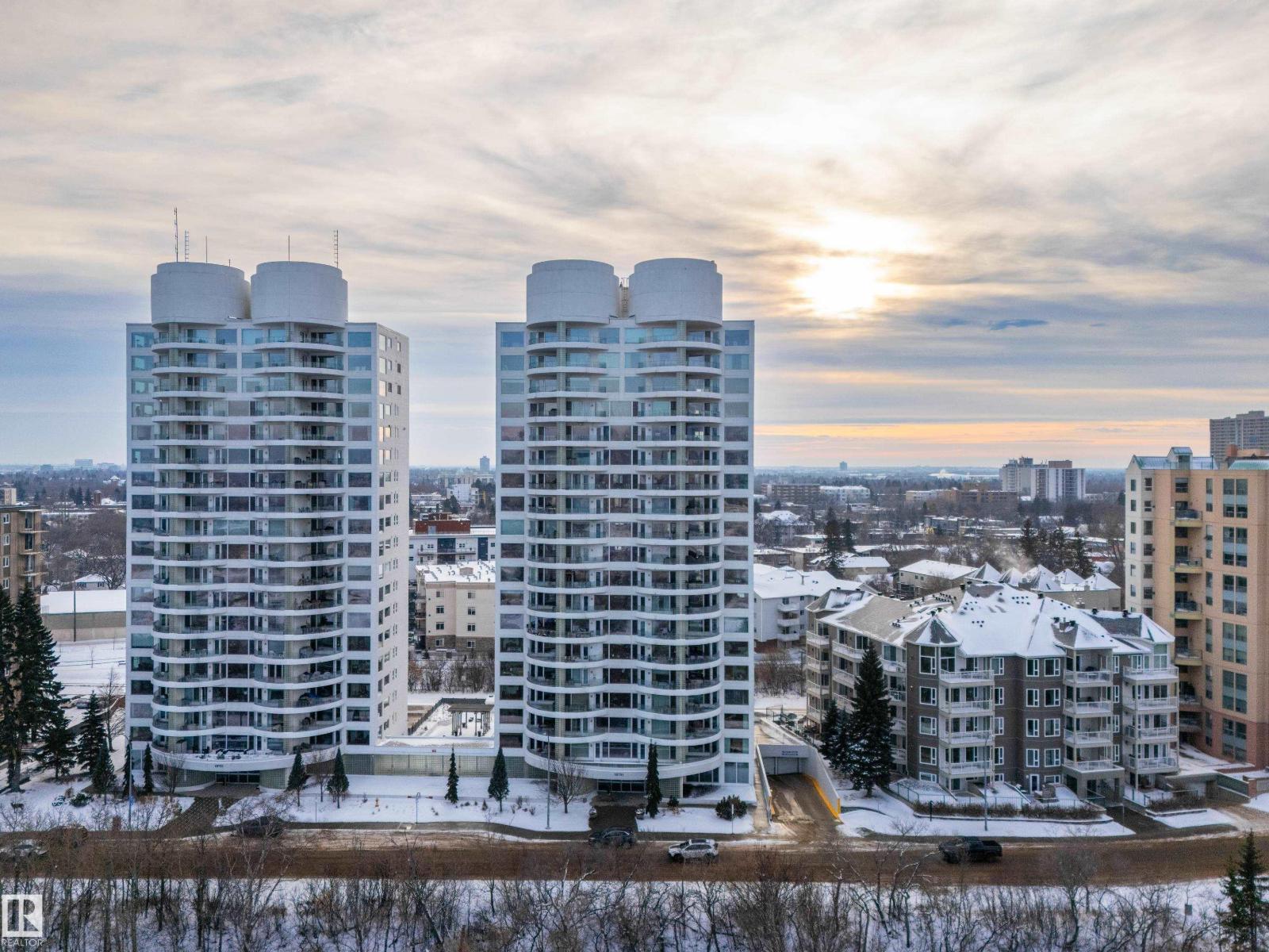 #1402 10731 Saskatchewan DR NW, Edmonton