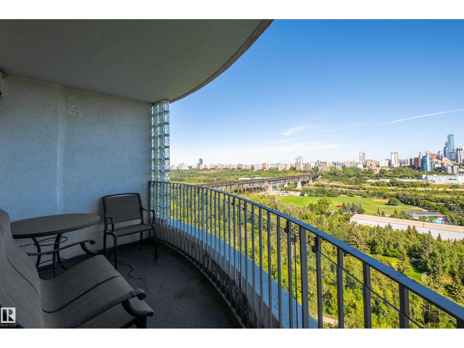 #1402 10731 Saskatchewan DR NW, Edmonton