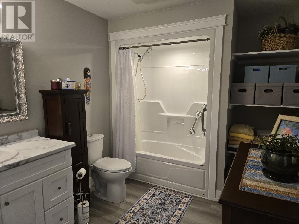 Property 11 of 21 of 17 Riverview Drive