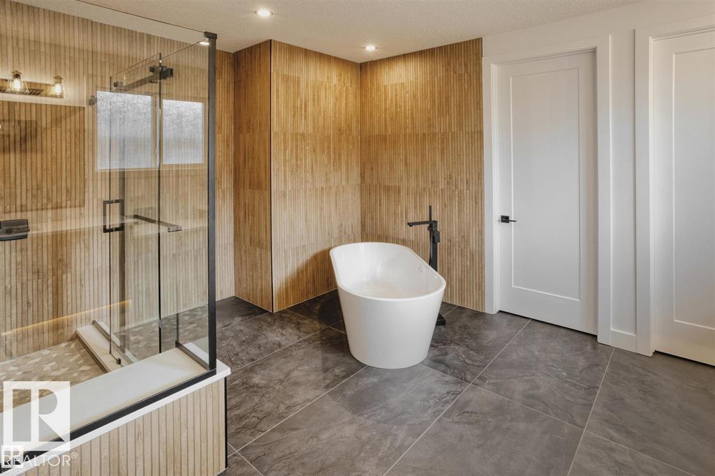 63 JUBILATION DR, St. Albert