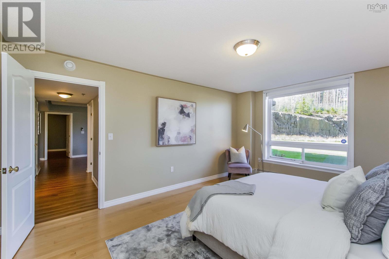 Property 25 of 45 of 108 40 Regency Park Drive