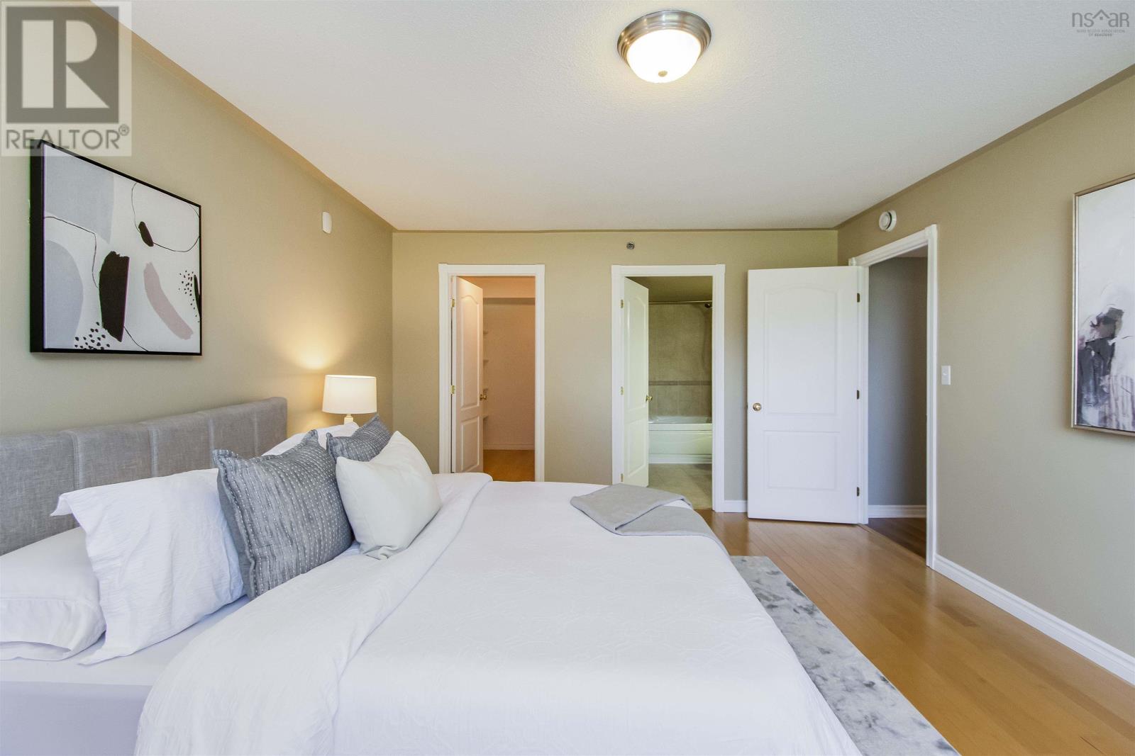 Property 27 of 45 of 108 40 Regency Park Drive