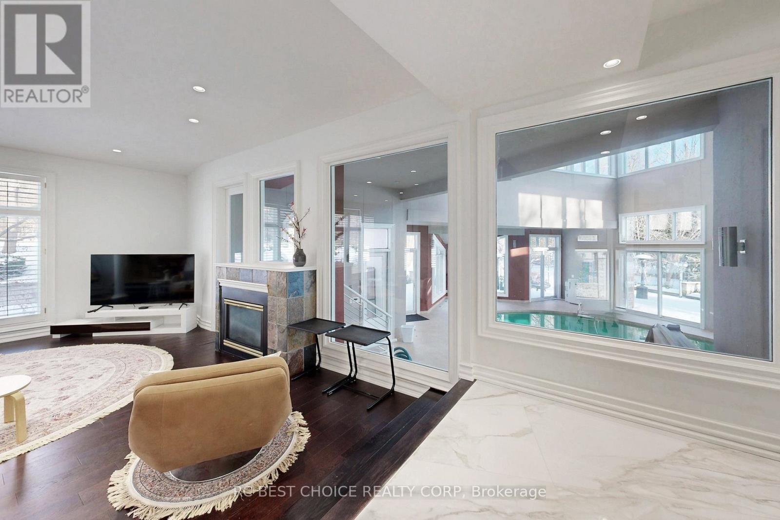 76 SILVER FOX PLACE - 21