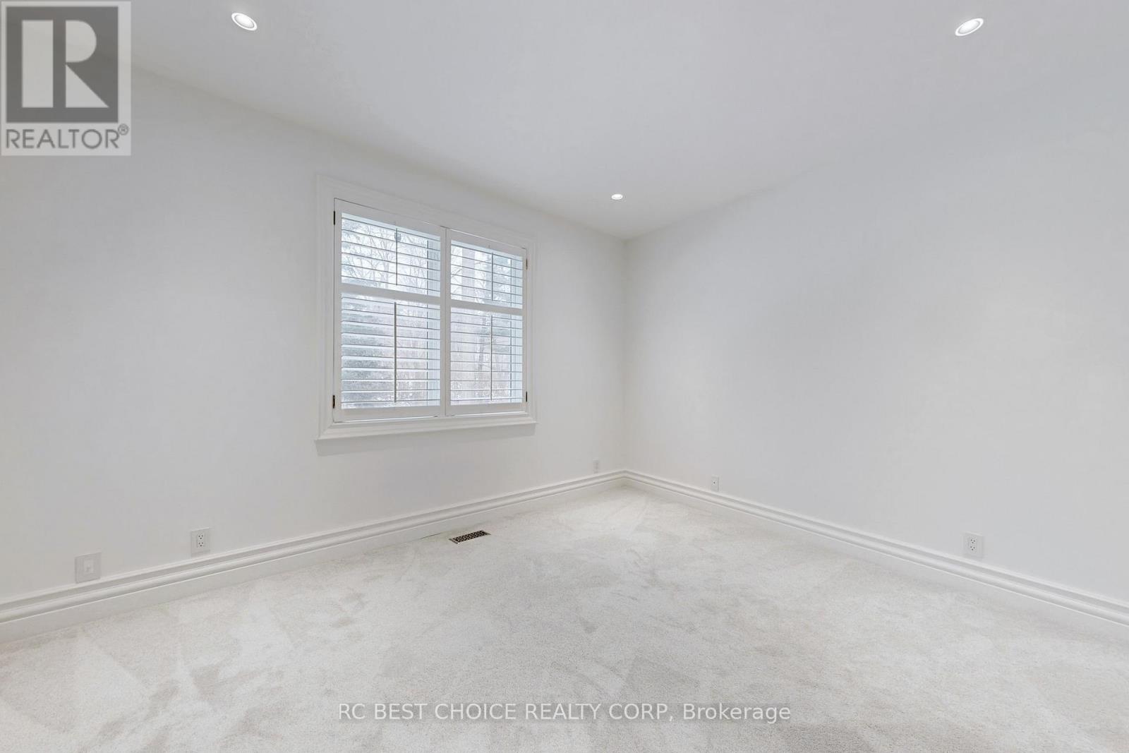 76 SILVER FOX PLACE - 34