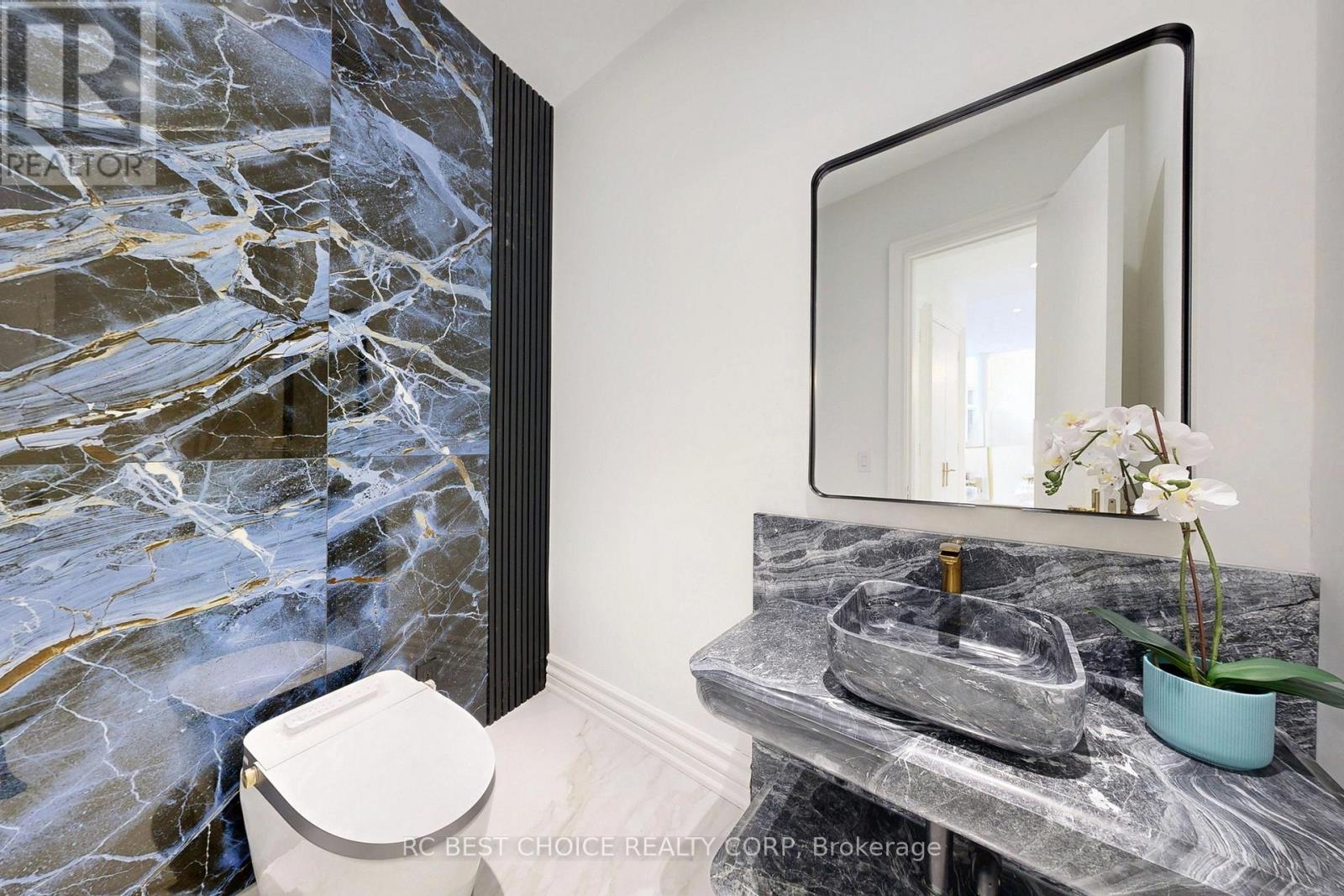 76 SILVER FOX PLACE - 24