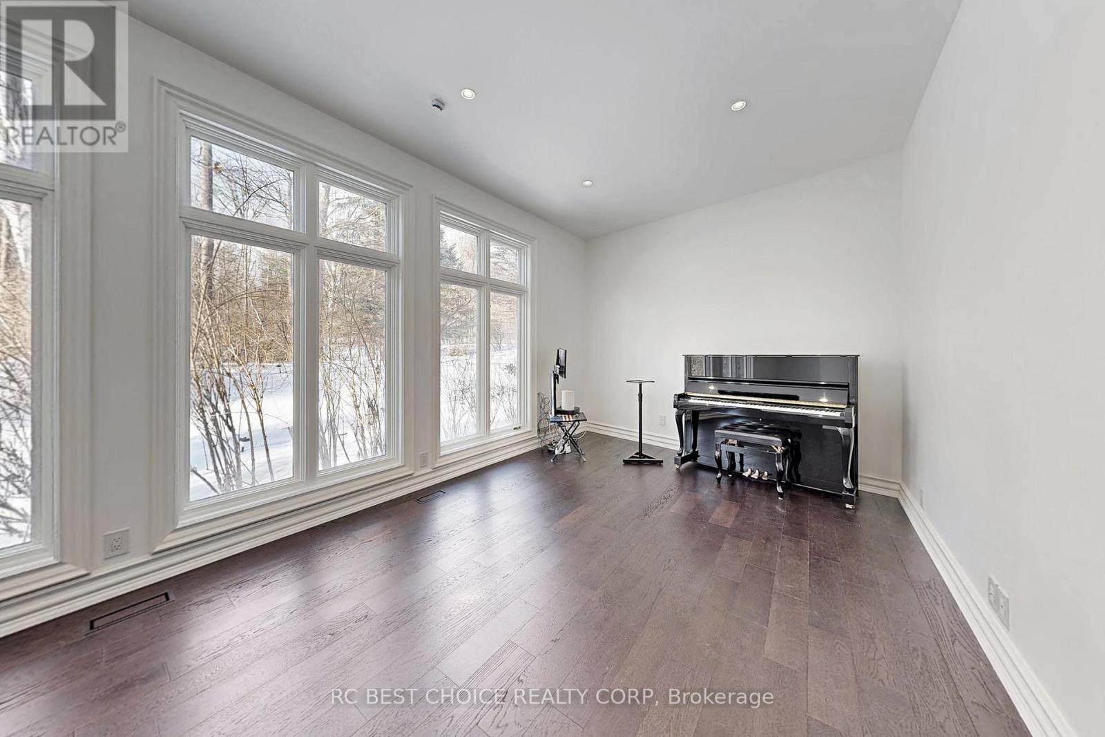 76 SILVER FOX PLACE - 8
