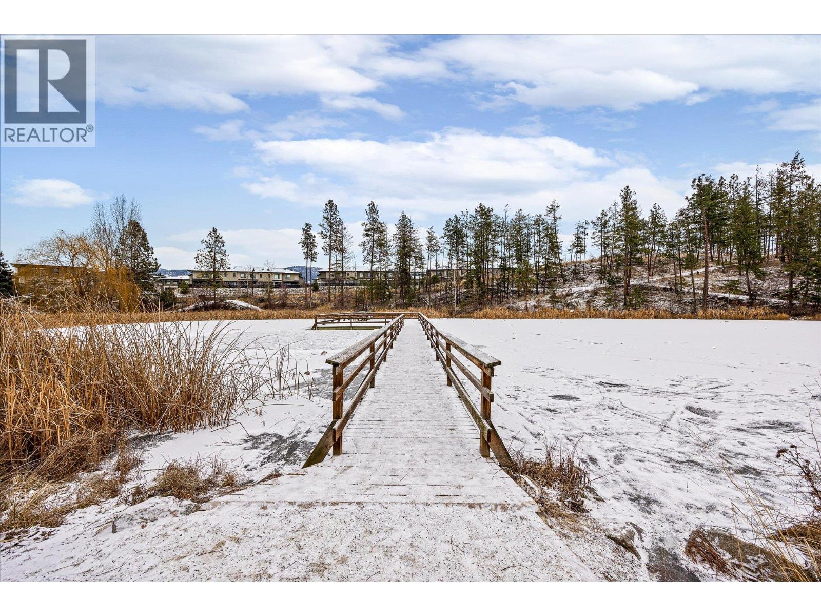 222 2611 Stillwater Way, Lake Country