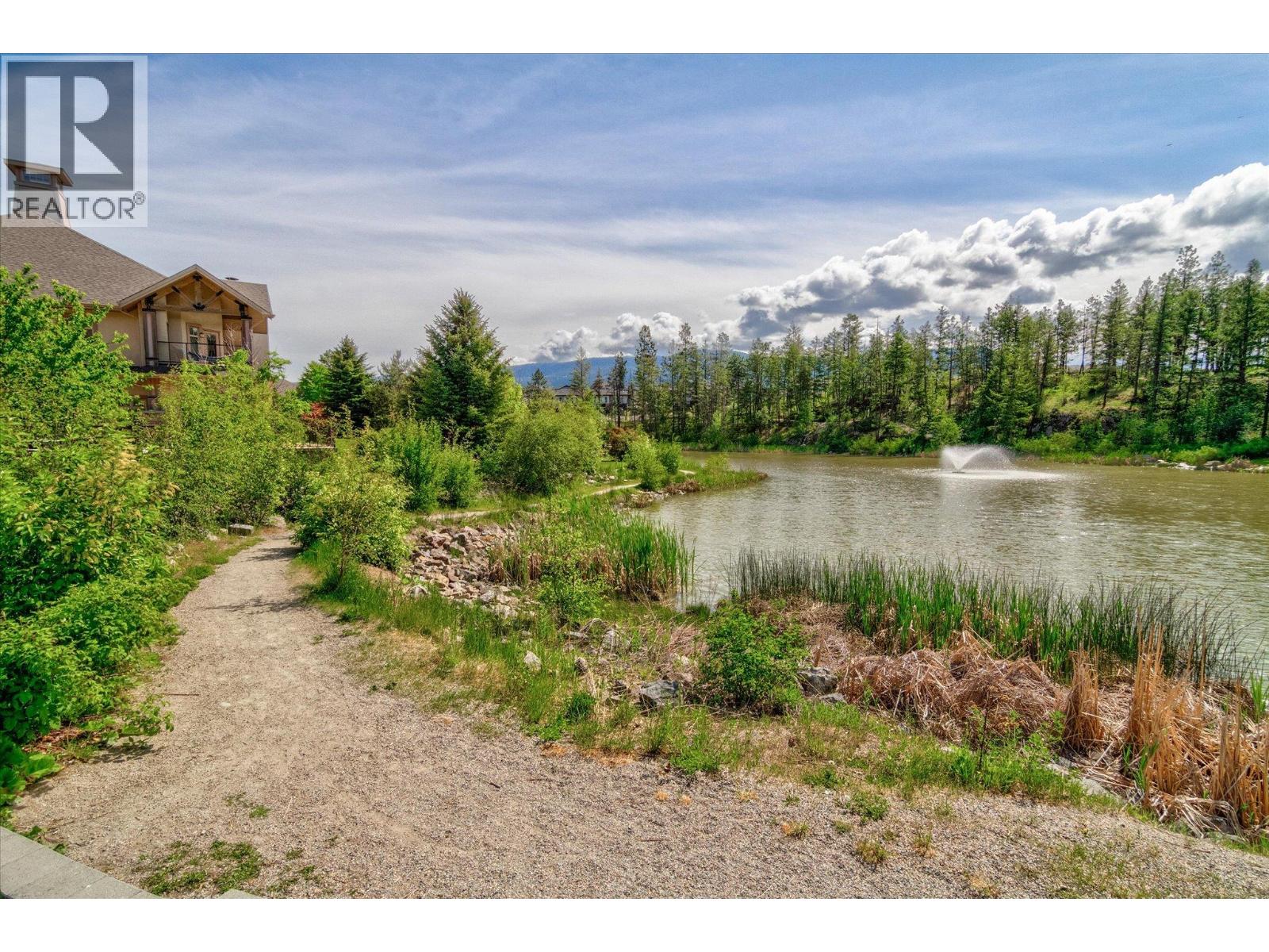 222 2611 Stillwater Way, Lake Country