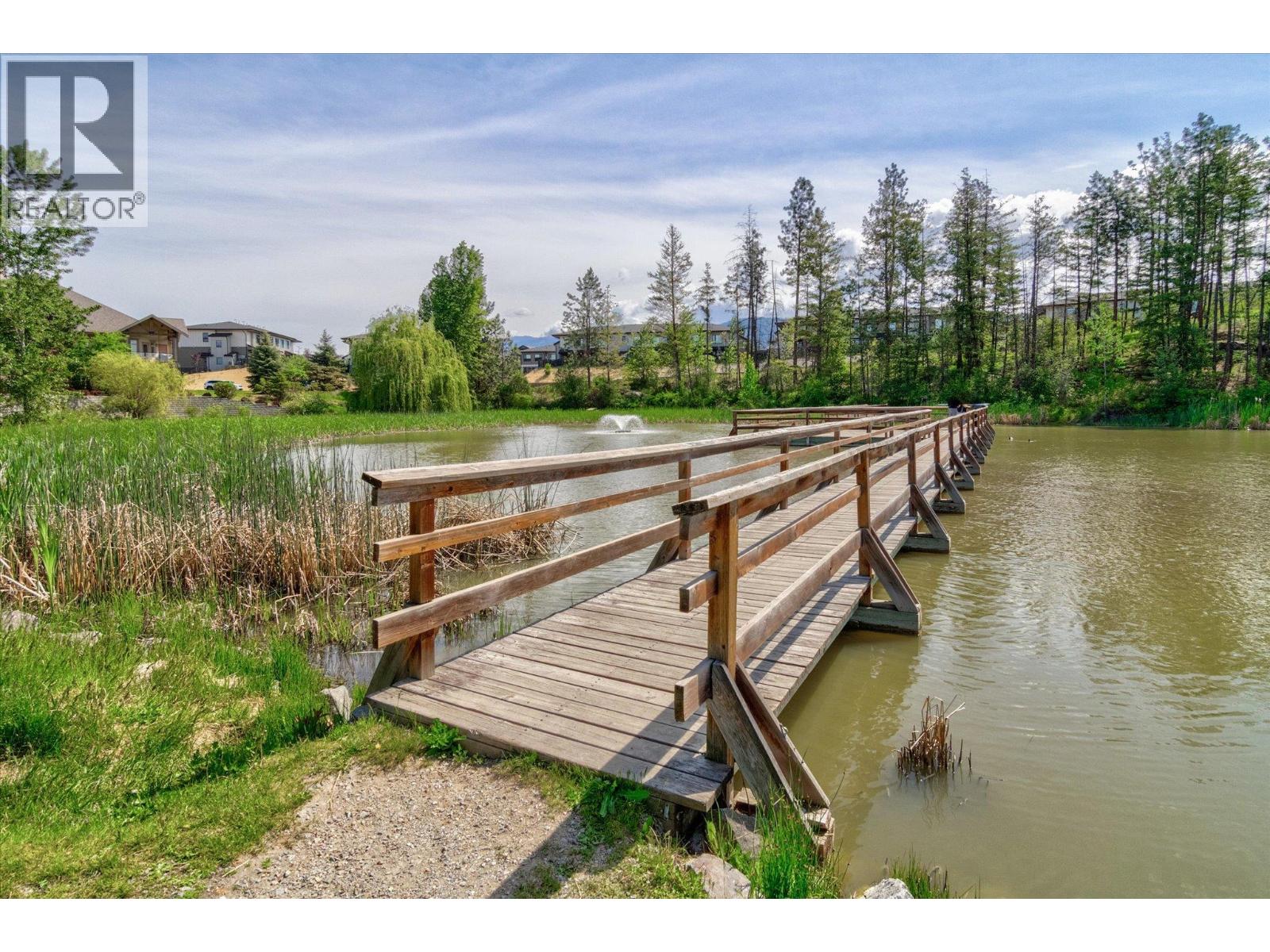 222 2611 Stillwater Way, Lake Country