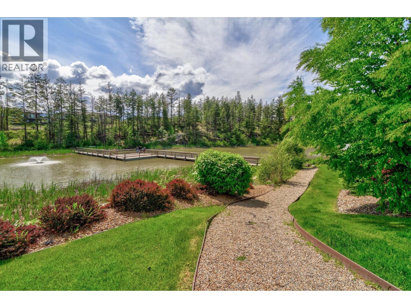 222 2611 Stillwater Way, Lake Country