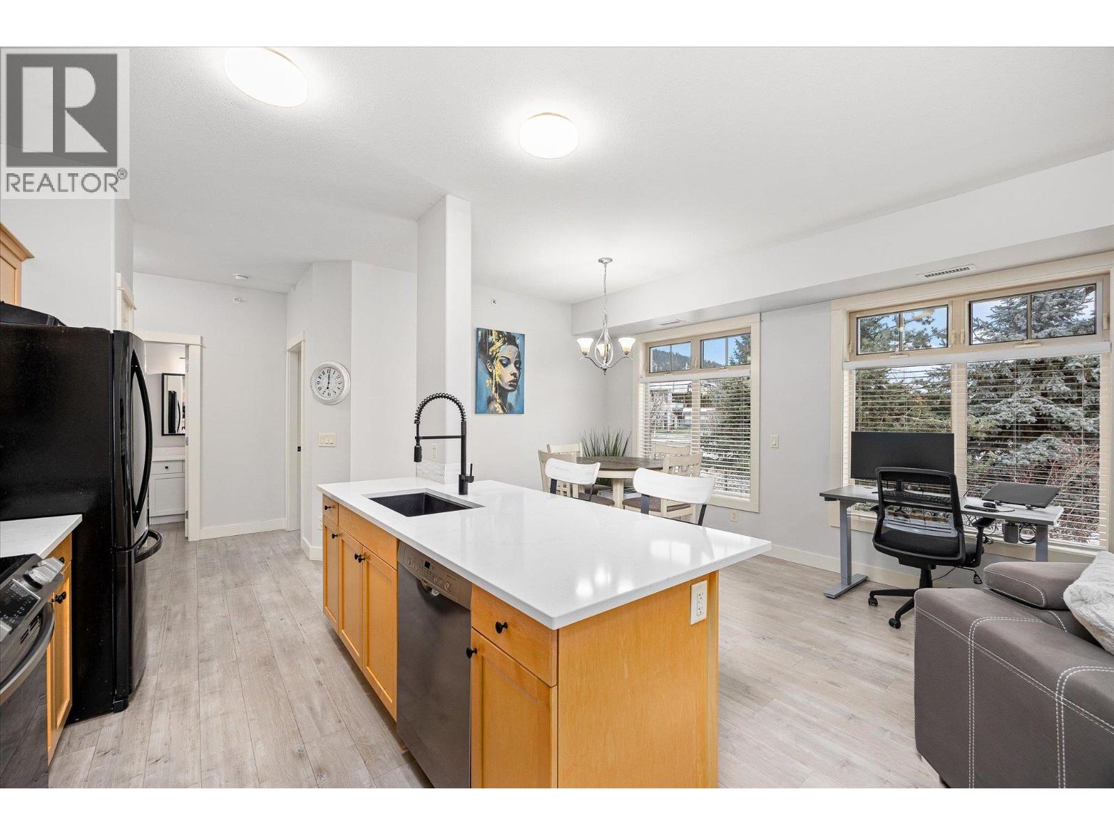 222 2611 Stillwater Way, Lake Country