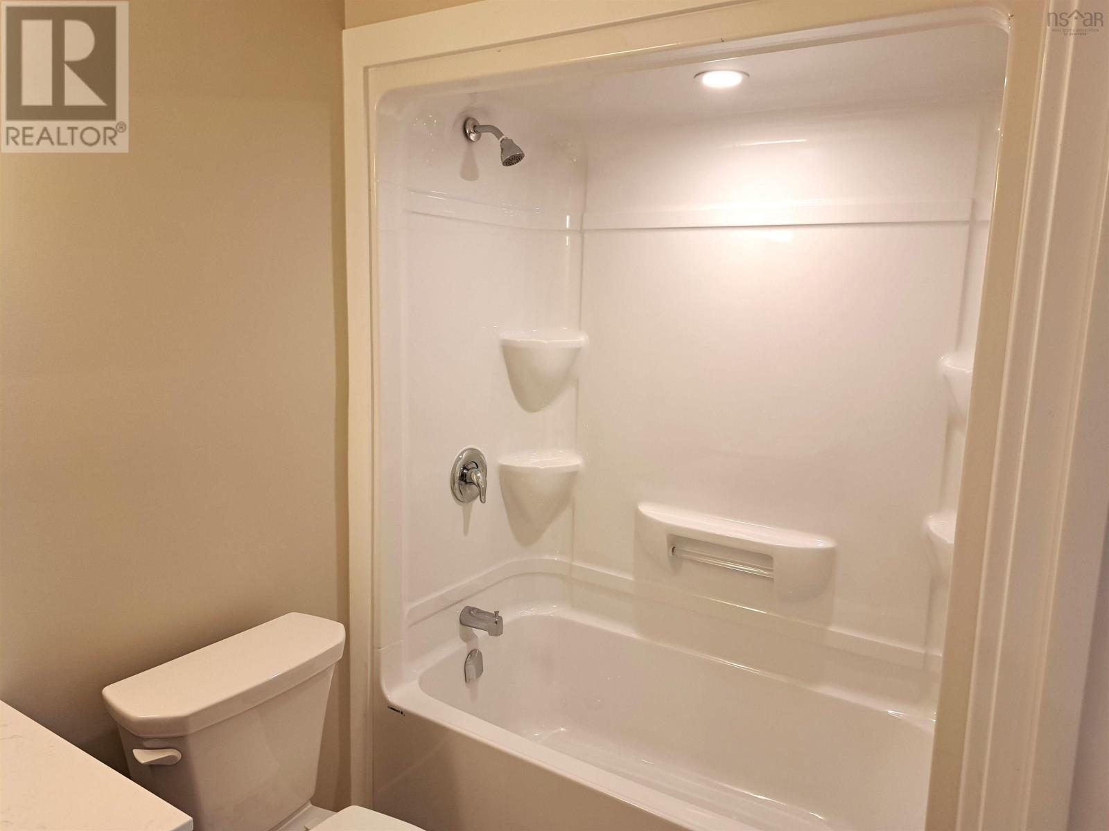 Property 12 of 30 of 127 Kent Road