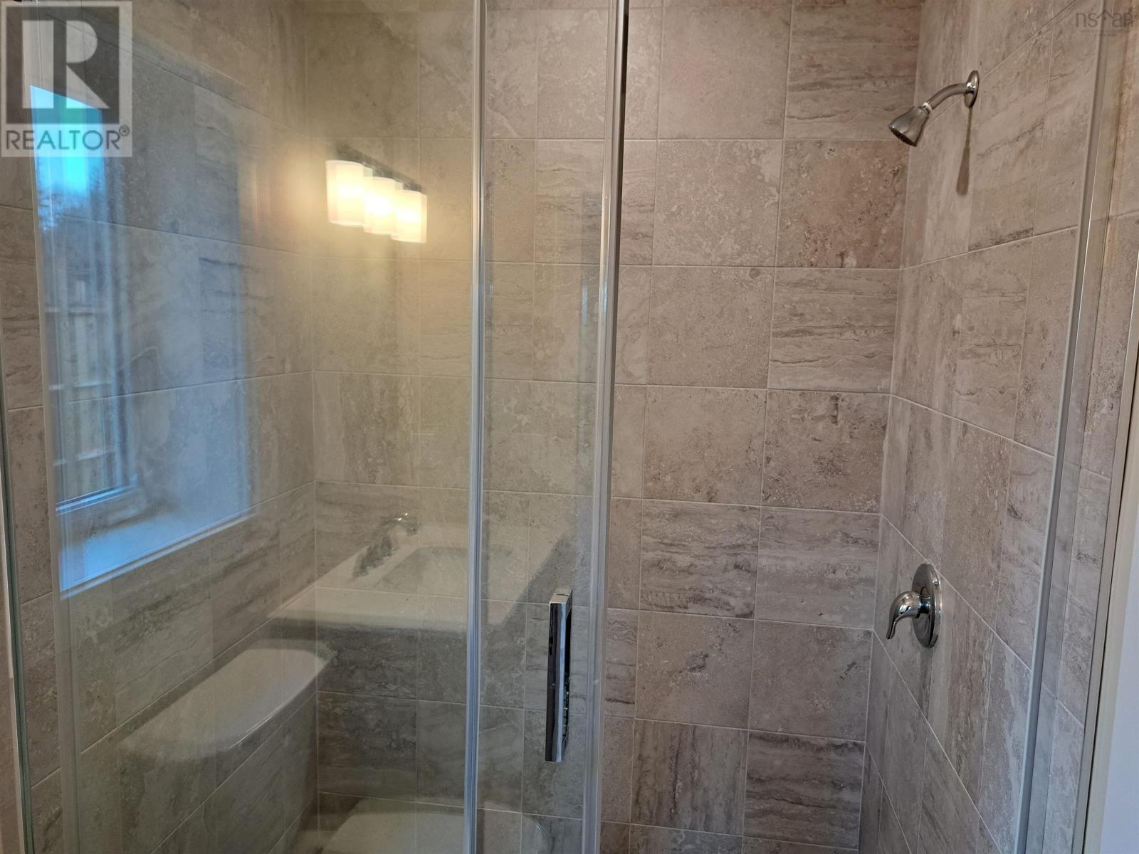 Property 24 of 30 of 127 Kent Road