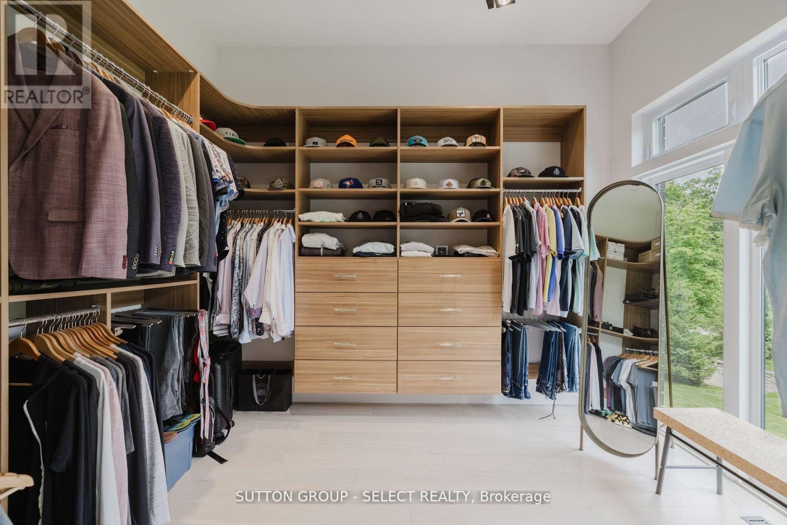 9385 ELVIAGE DRIVE - 16