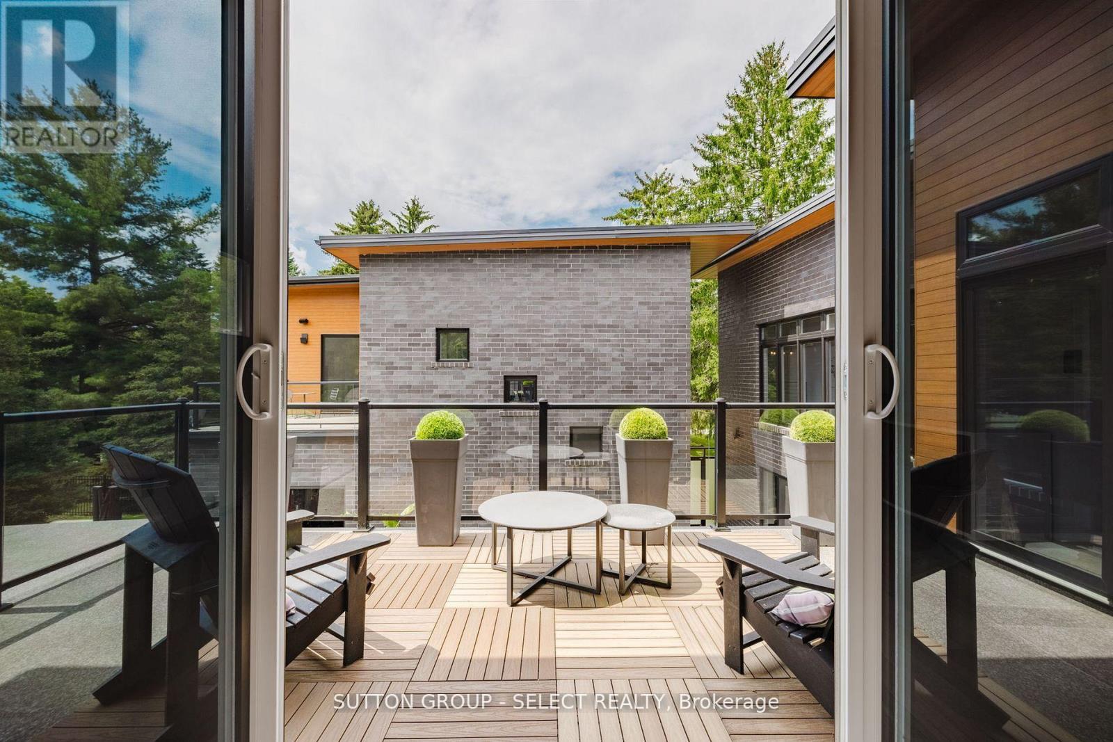 9385 ELVIAGE DRIVE - 18