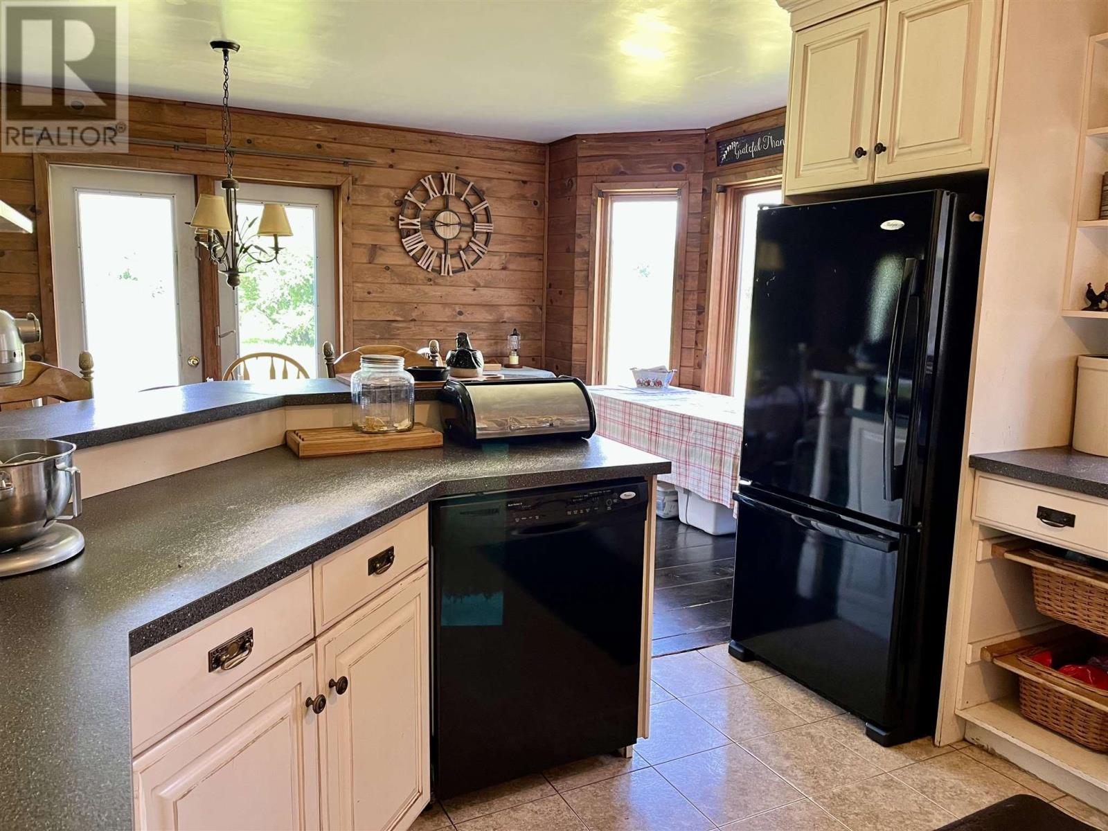 619 CAMERON ROAD - 9
