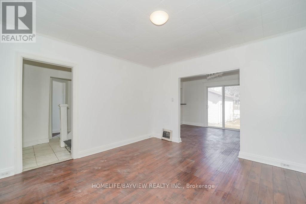 187 PARK ROAD S - 24