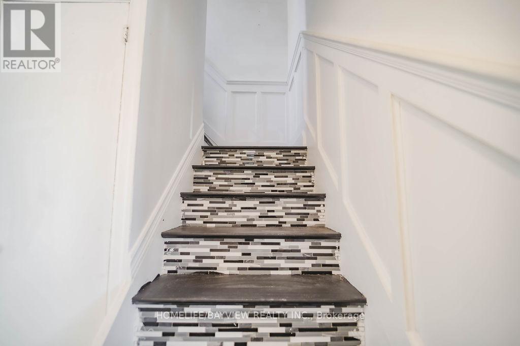 187 PARK ROAD S - 35