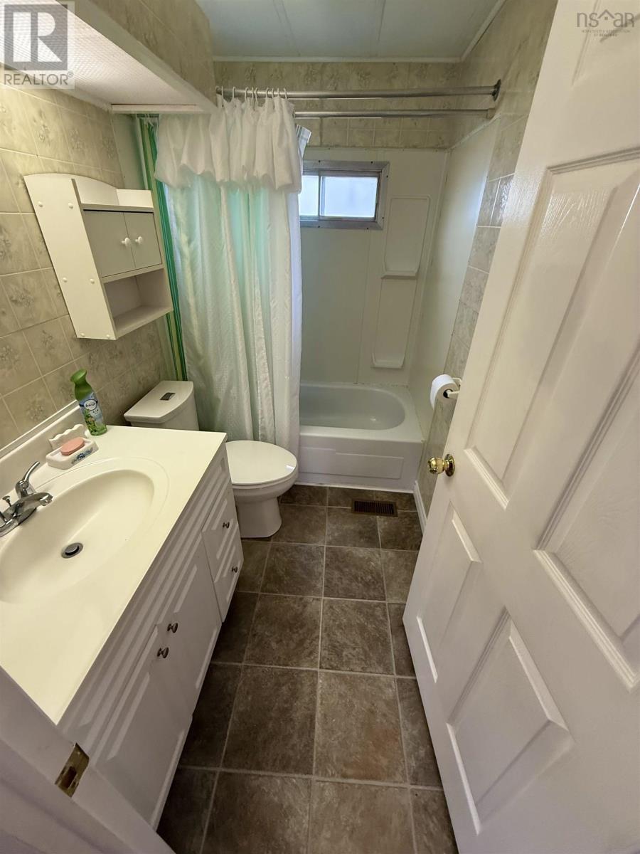 Property 18 of 24 of 51 Micmac Avenue