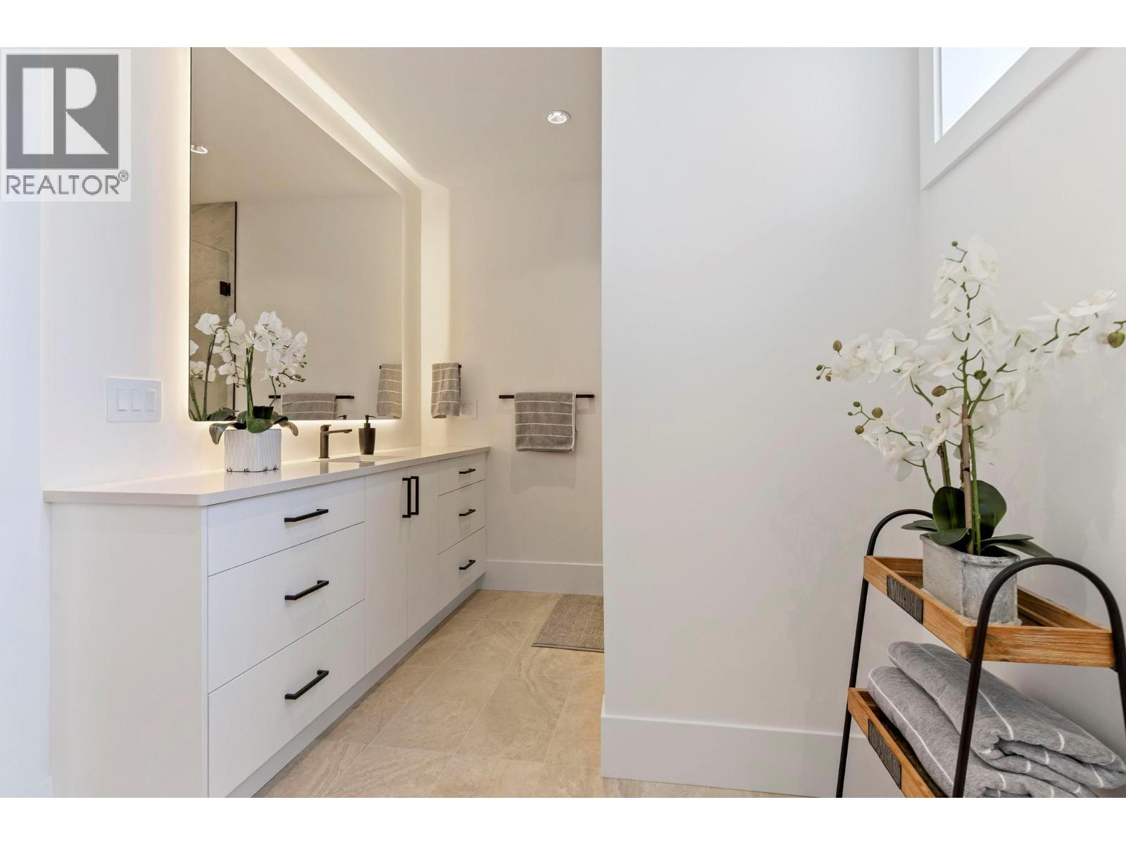 1391 Vineyard Drive, West Kelowna