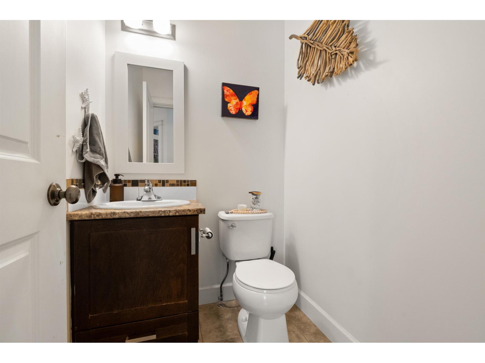 43 45290 SOOWAHLIE CRESCENT, Garrison Crossing, Chilliwack