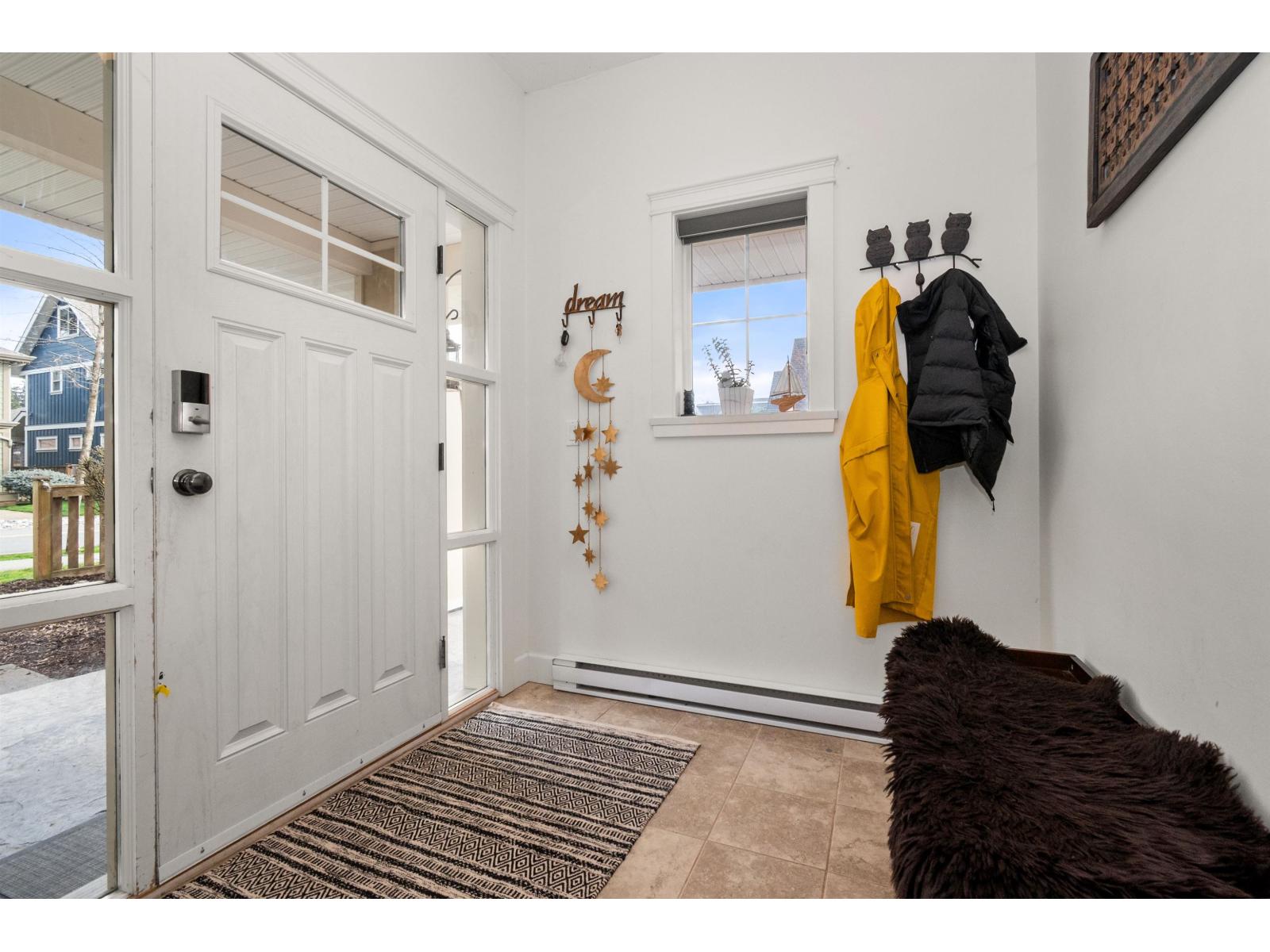 43 45290 SOOWAHLIE CRESCENT, Garrison Crossing, Chilliwack