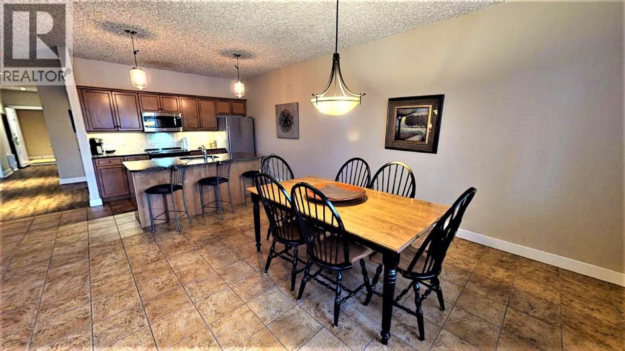 416 D 400 BIGHORN Boulevard, Radium Hot Springs