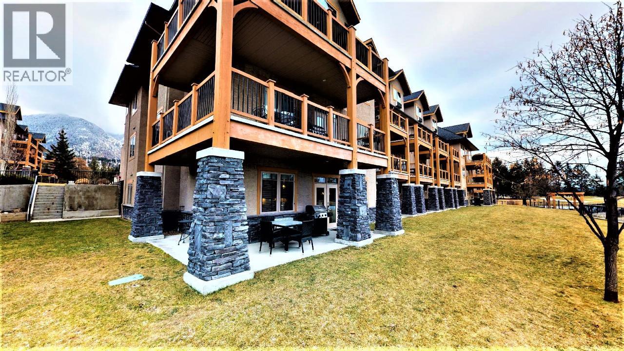 416 D 400 BIGHORN Boulevard, Radium Hot Springs