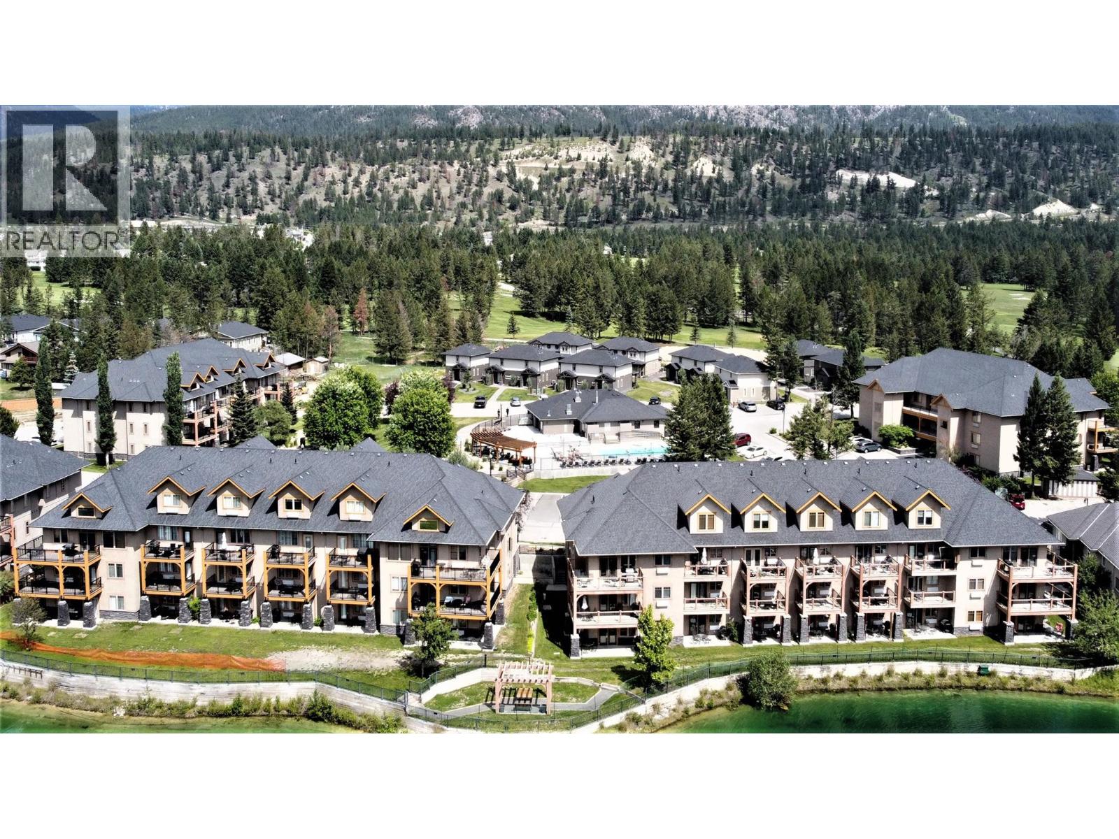 416 D 400 BIGHORN Boulevard, Radium Hot Springs