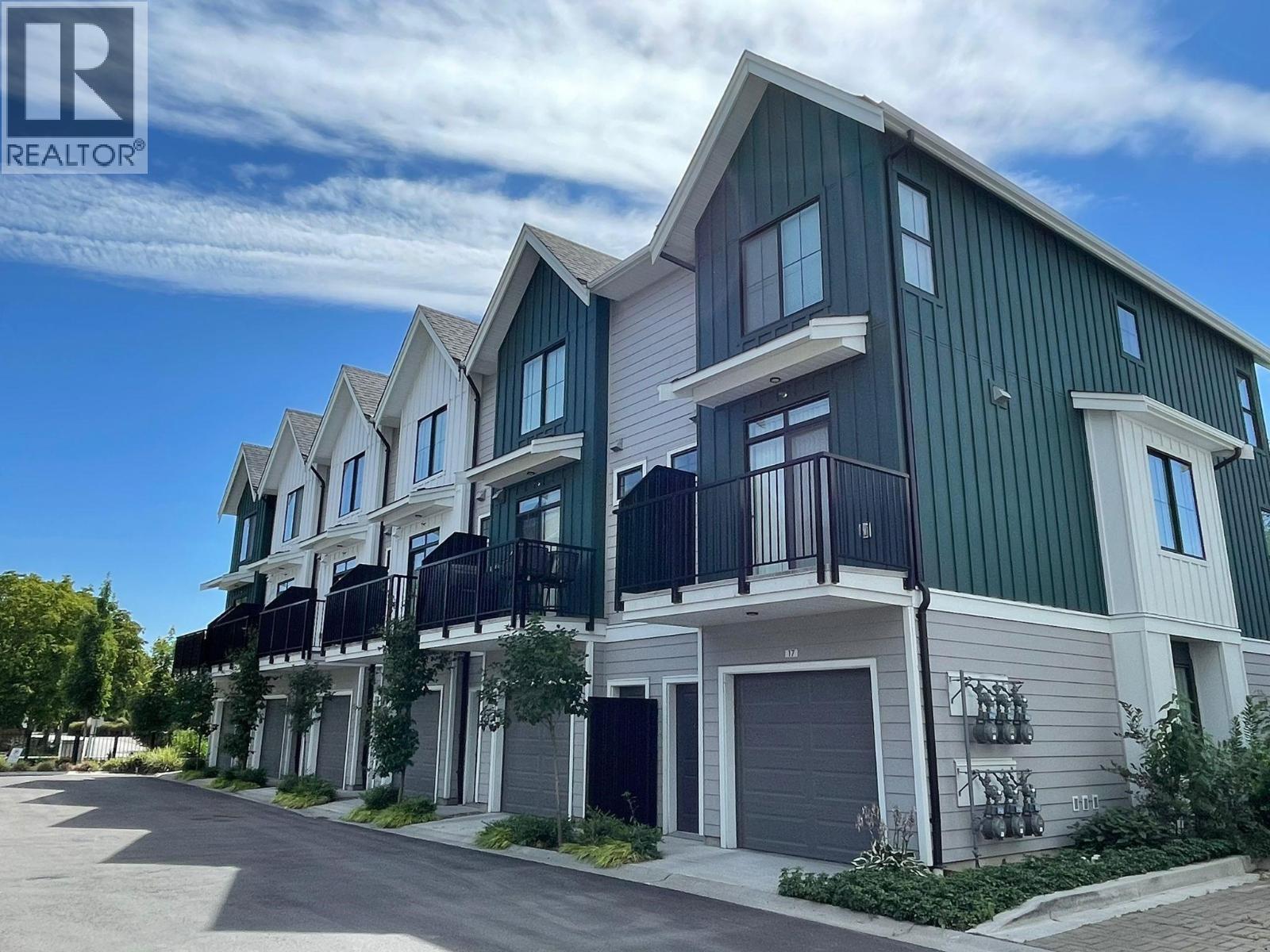 14 488 FURNESS STREET, New Westminster