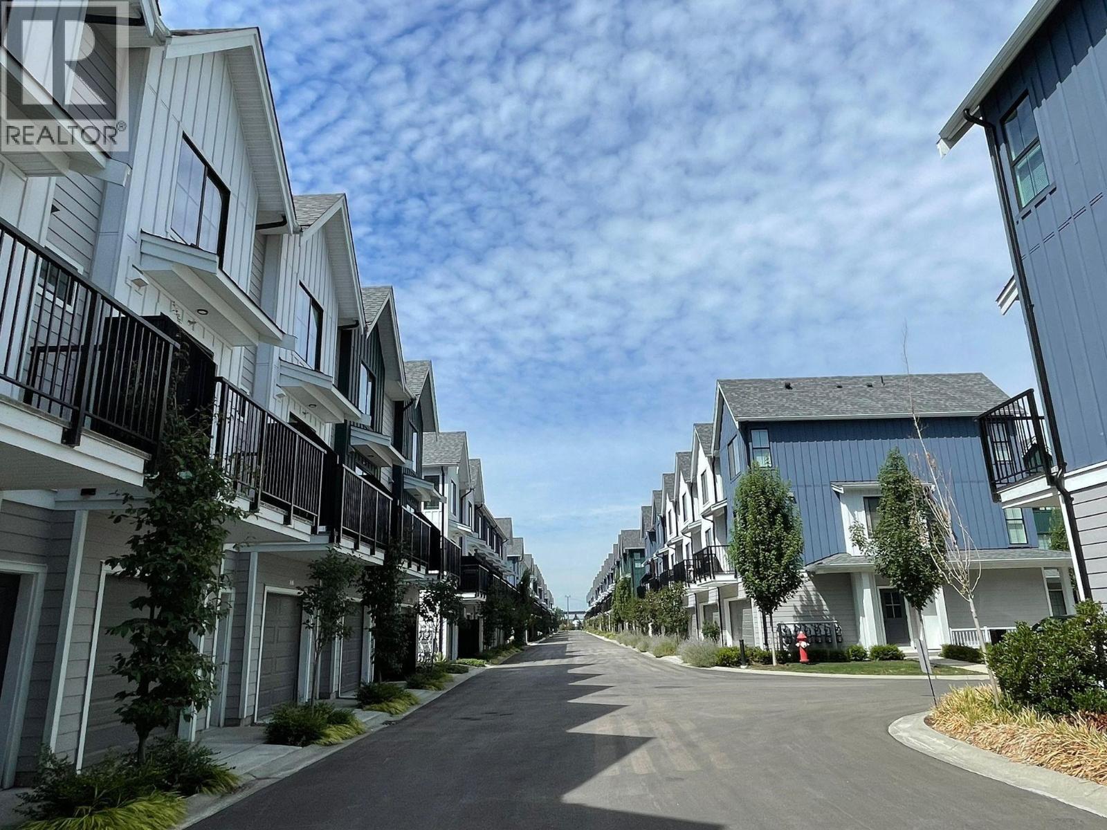 14 488 FURNESS STREET, New Westminster