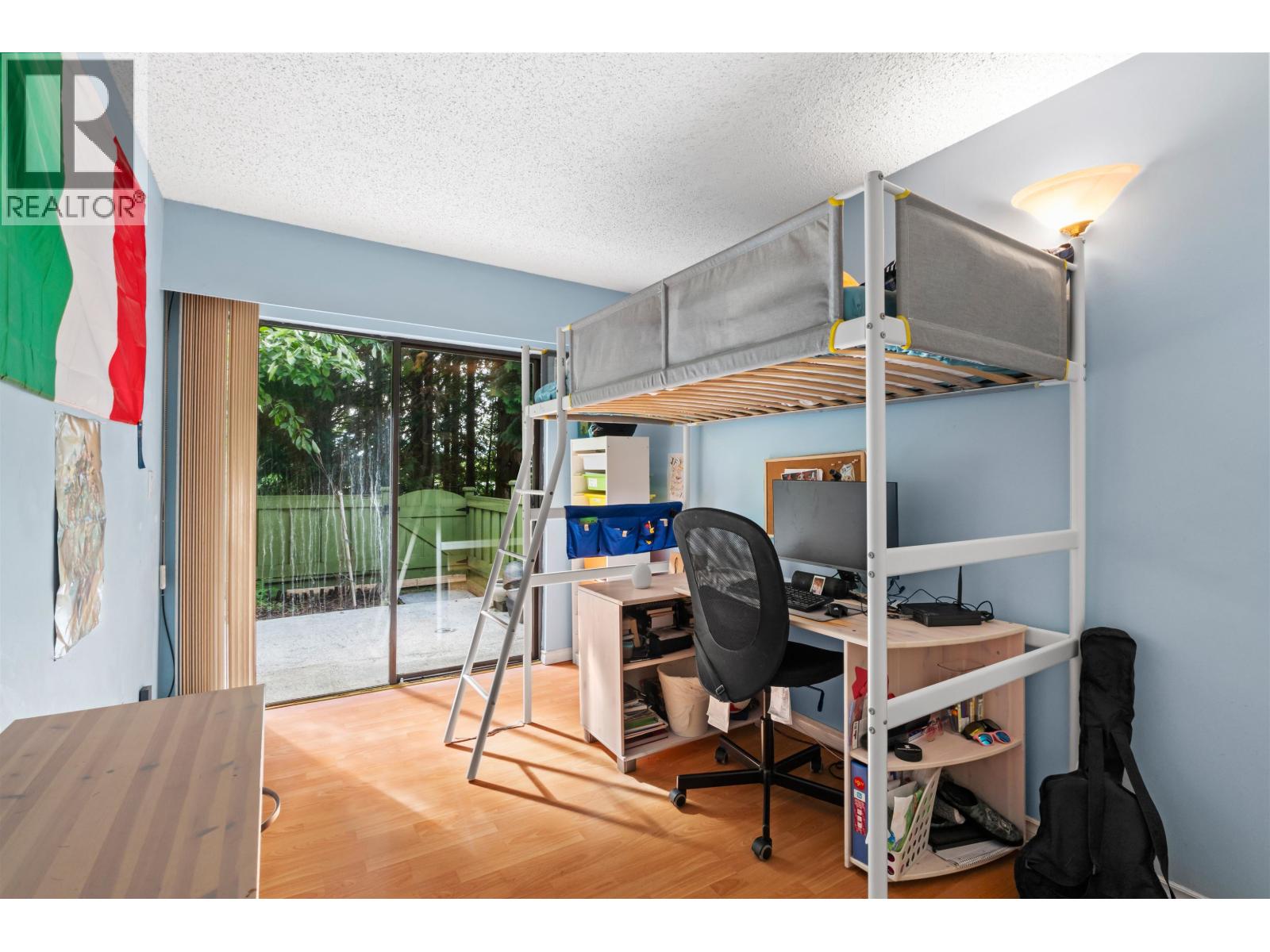 2690 KINGSFORD AVENUE, Burnaby