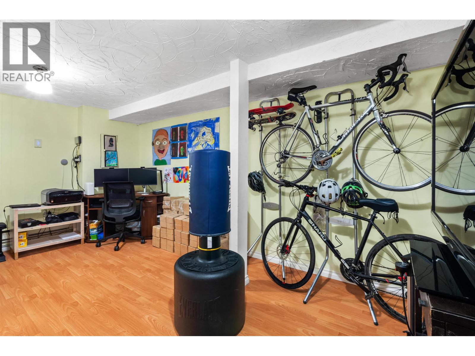 2690 KINGSFORD AVENUE, Burnaby