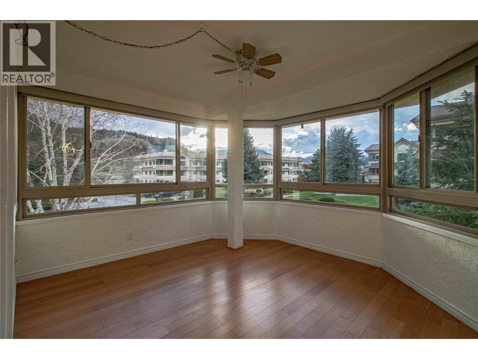 8412 Jubilee Road E Unit# 207, Summerland