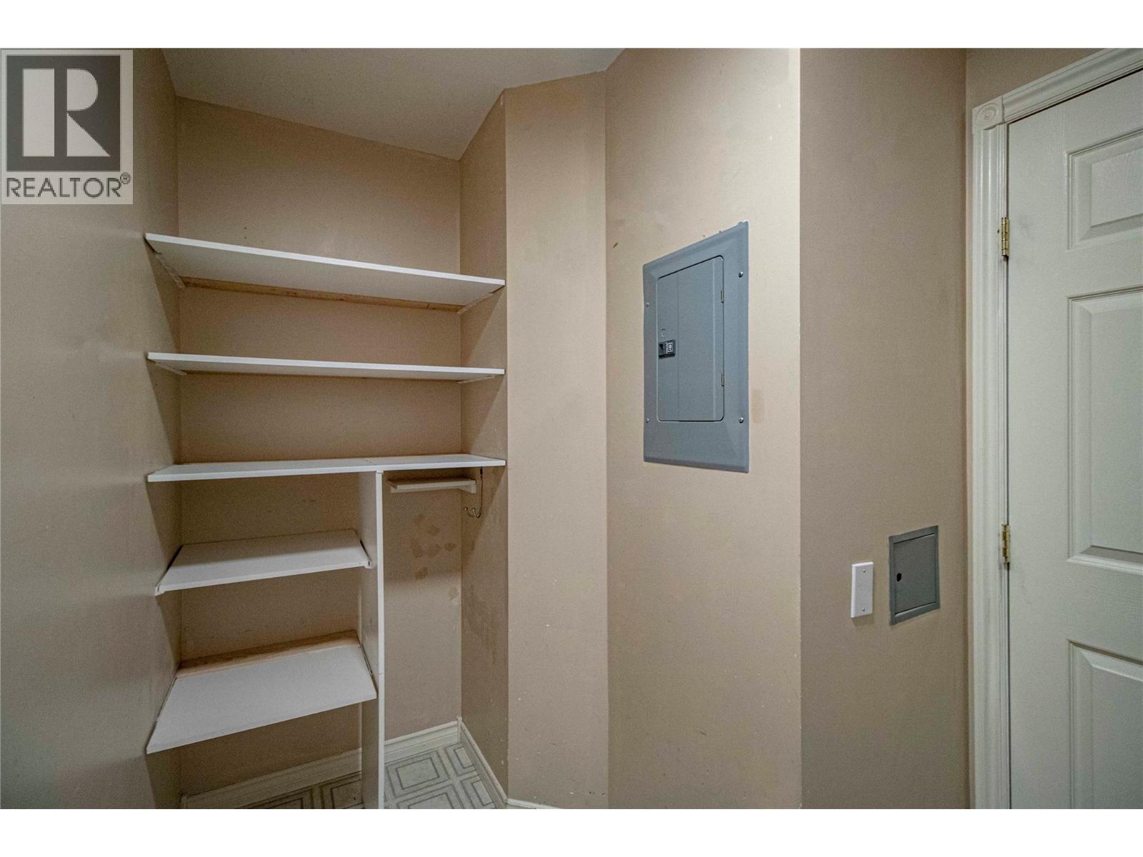 8412 Jubilee Road E Unit# 207, Summerland