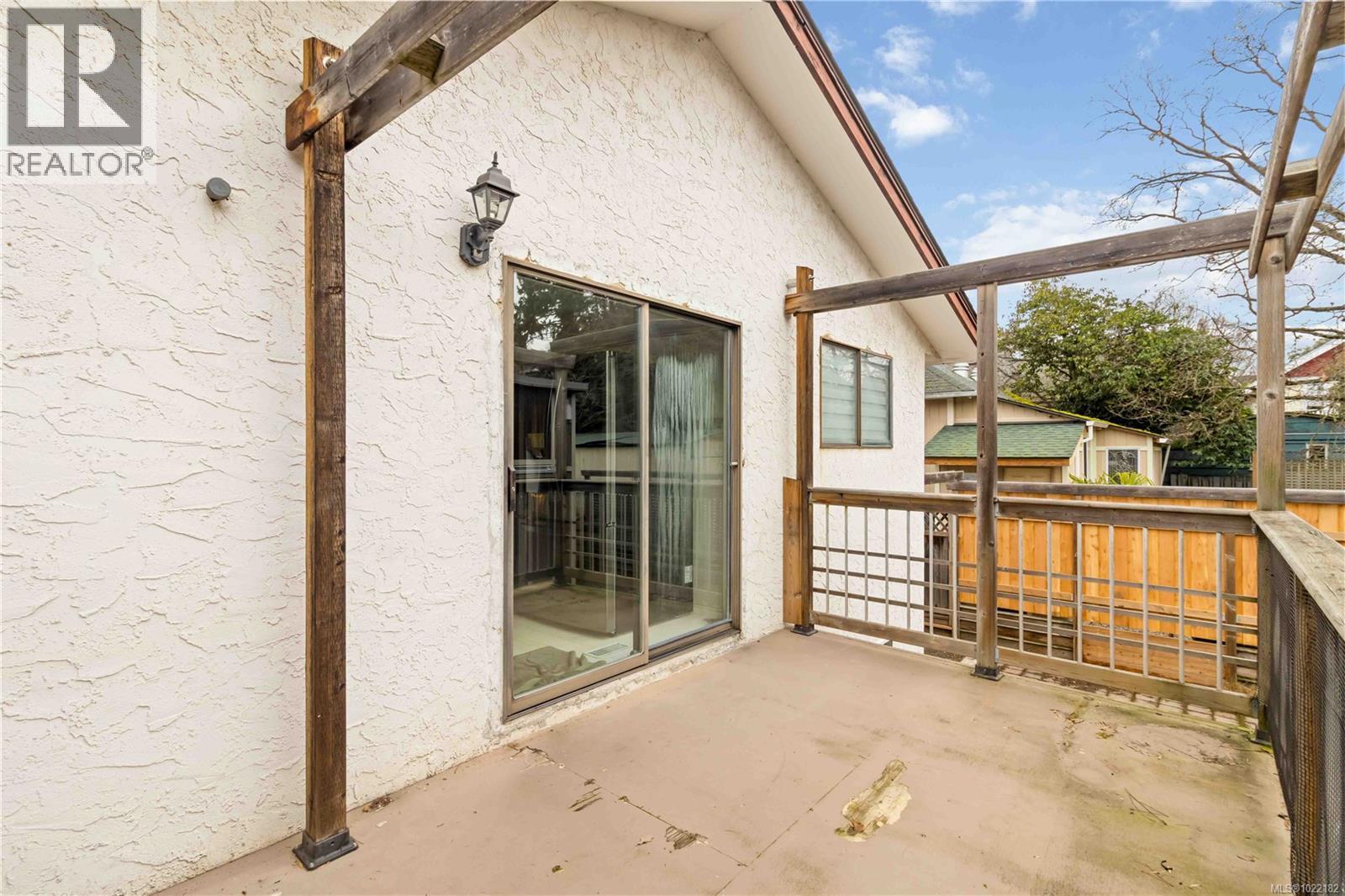 1453 Walnut St, Victoria