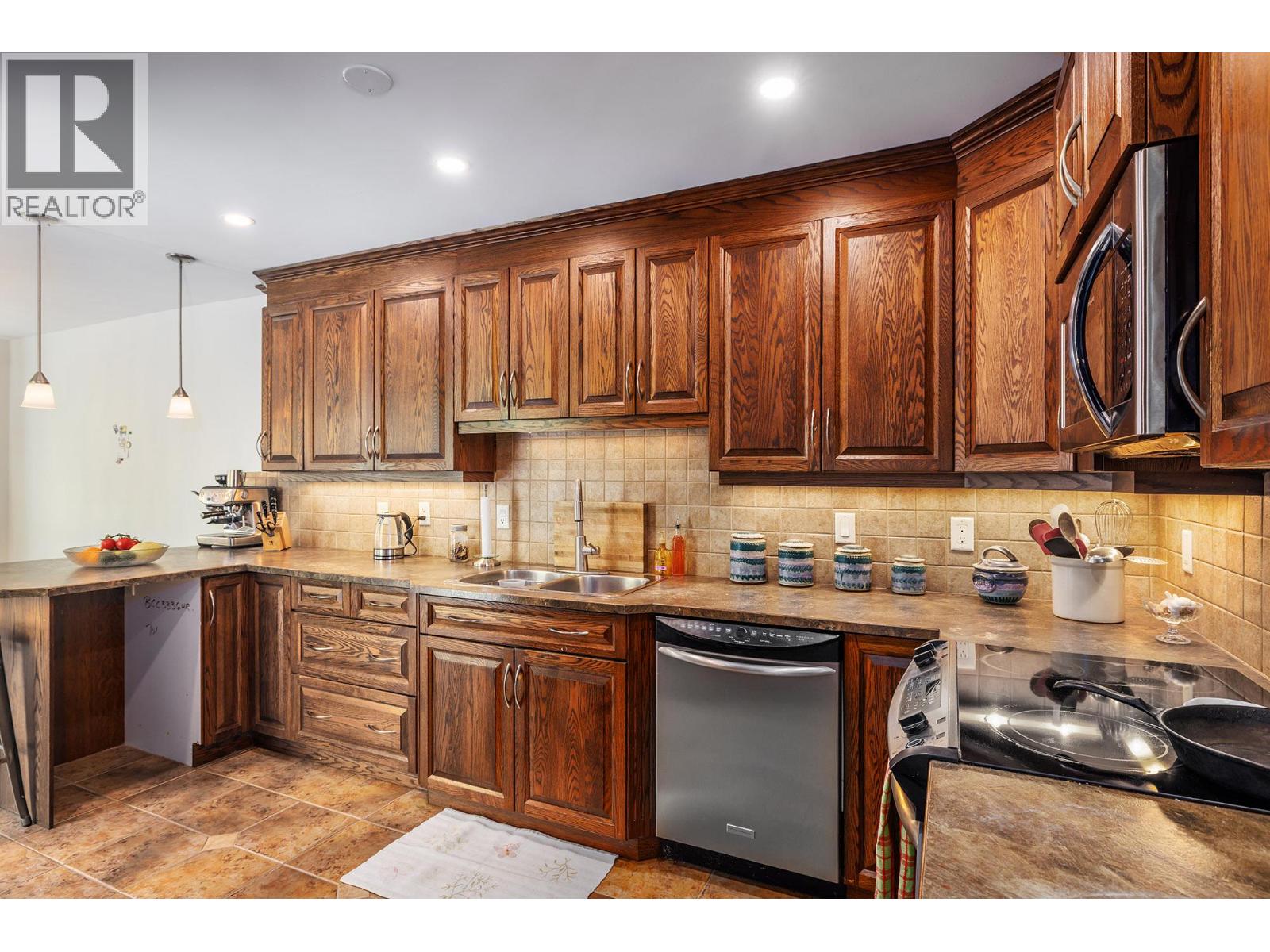  841 Churchill Court, Kelowna