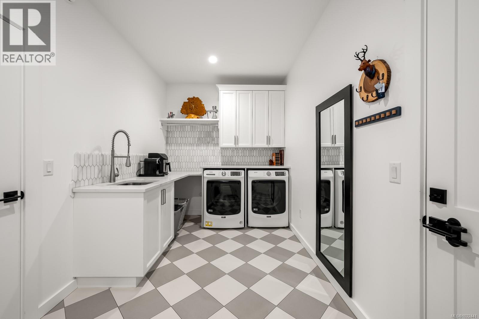 3366 Marygrove Dr, Courtenay