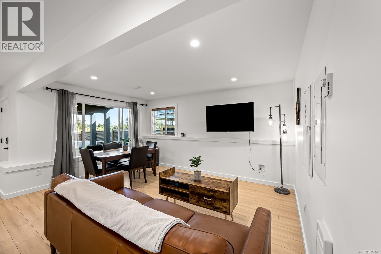 3366 Marygrove Dr, Courtenay